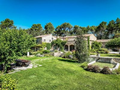 Rental Luxury house Ménerbes 18&nbsp;Rooms 750&nbsp;m²