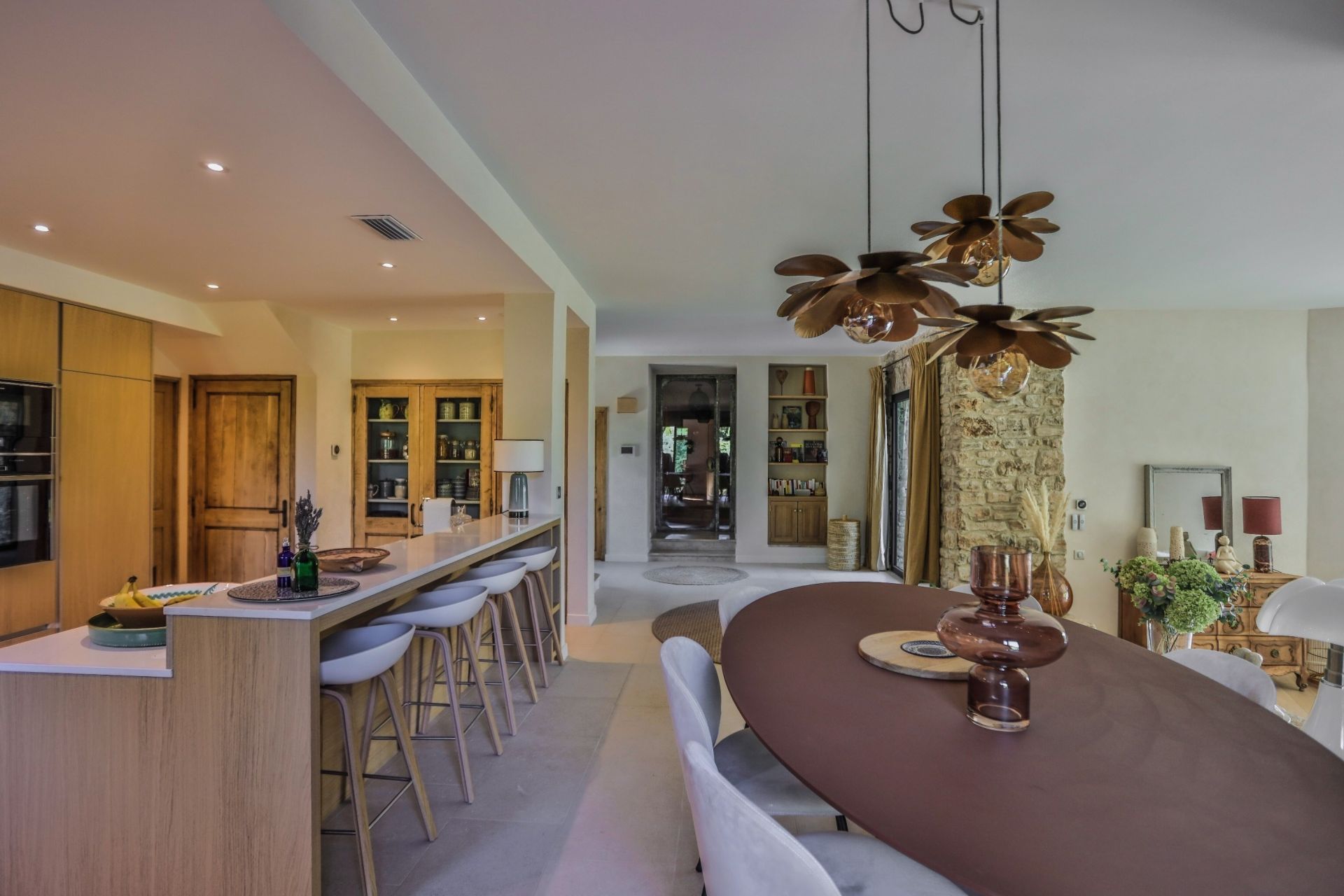 maison de luxe 8 Pièces en location saisonnière sur OPPEDE (84580)