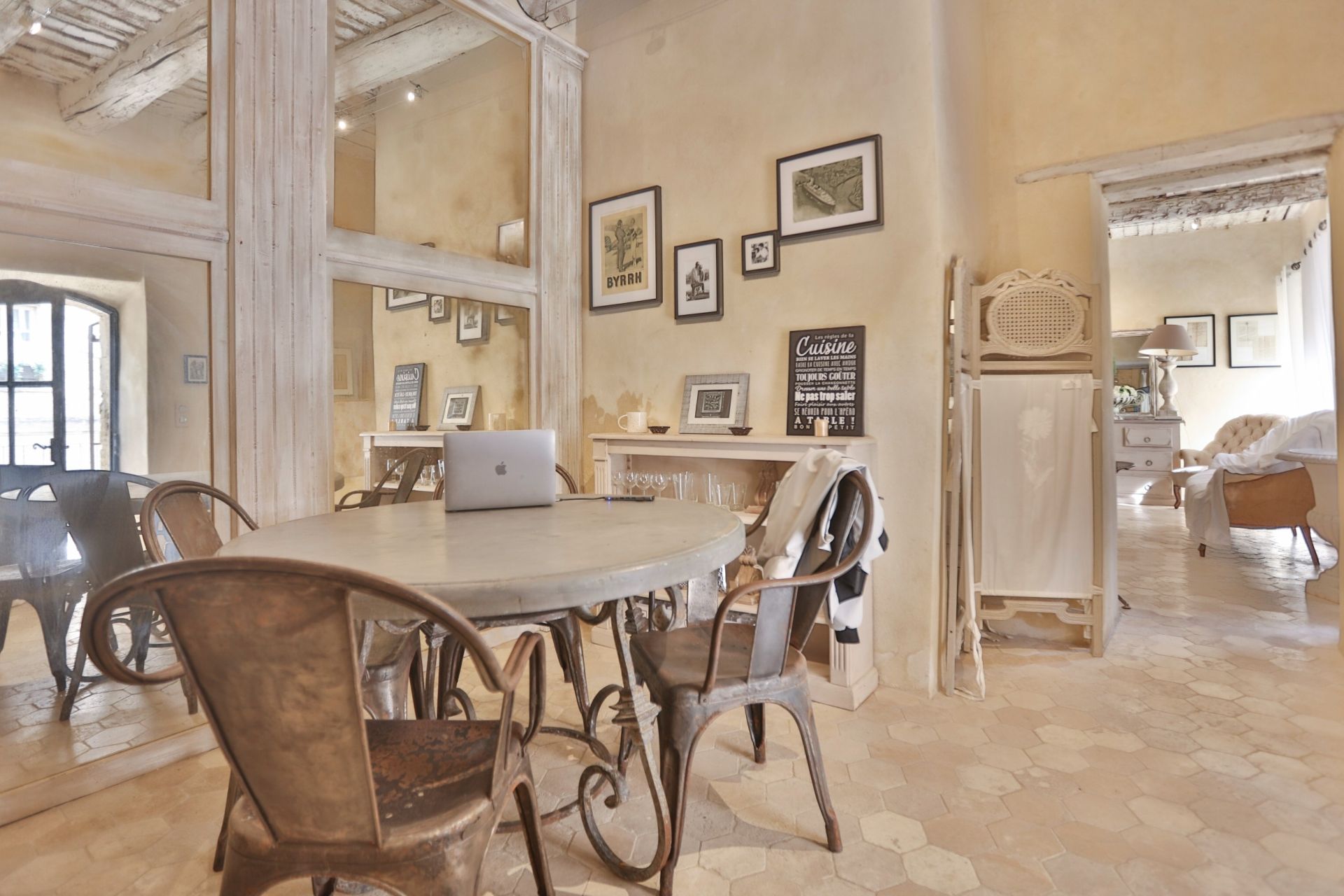 maison de luxe 4 Pièces en vente sur GORDES (84220)