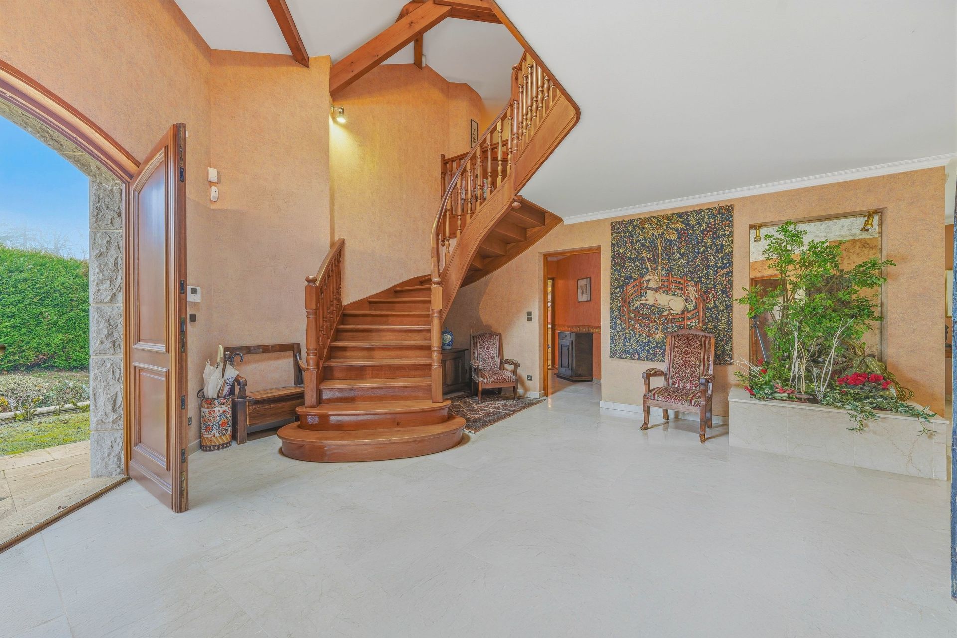 maison de luxe 8 Pièces en vente sur DIVONNE LES BAINS (01220)