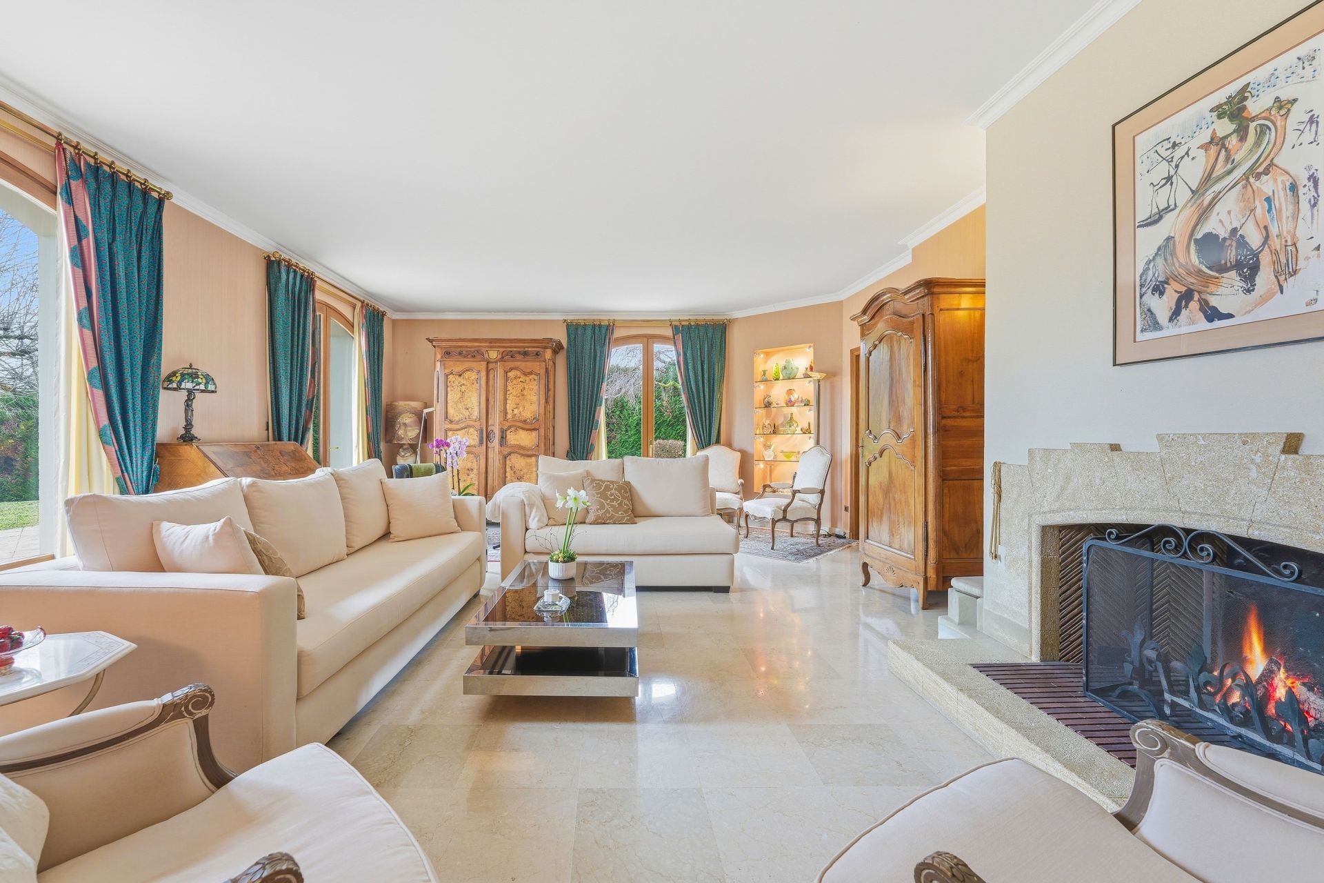 maison de luxe 8 Pièces en vente sur DIVONNE LES BAINS (01220)