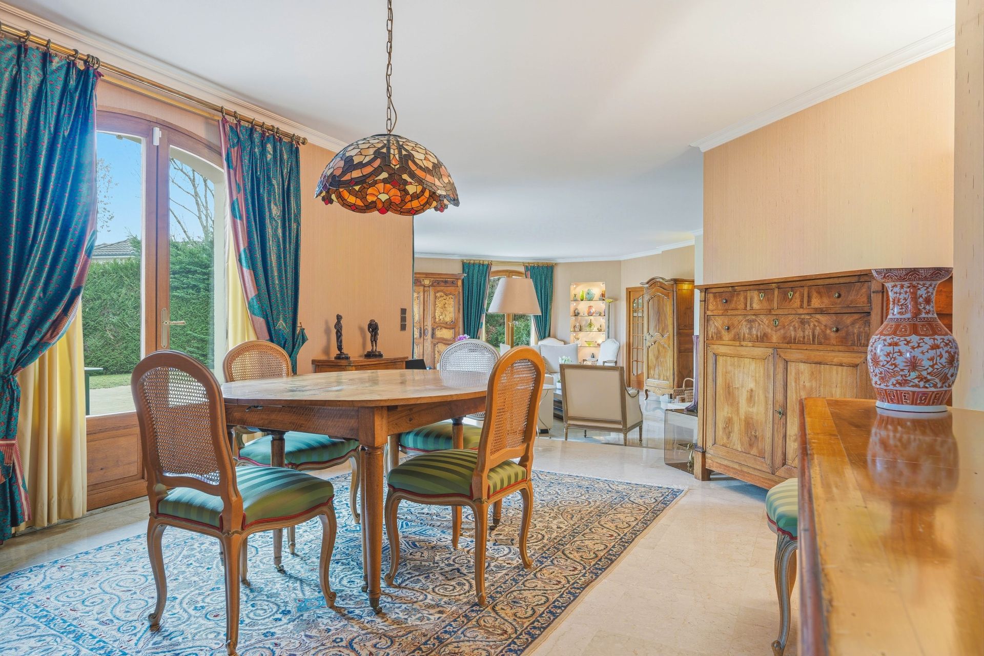 maison de luxe 8 Pièces en vente sur DIVONNE LES BAINS (01220)