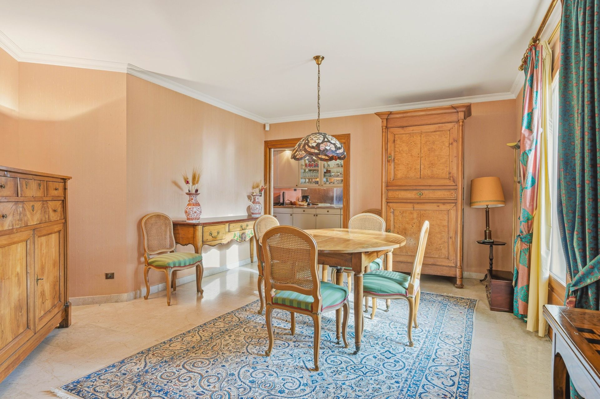 maison de luxe 8 Pièces en vente sur DIVONNE LES BAINS (01220)