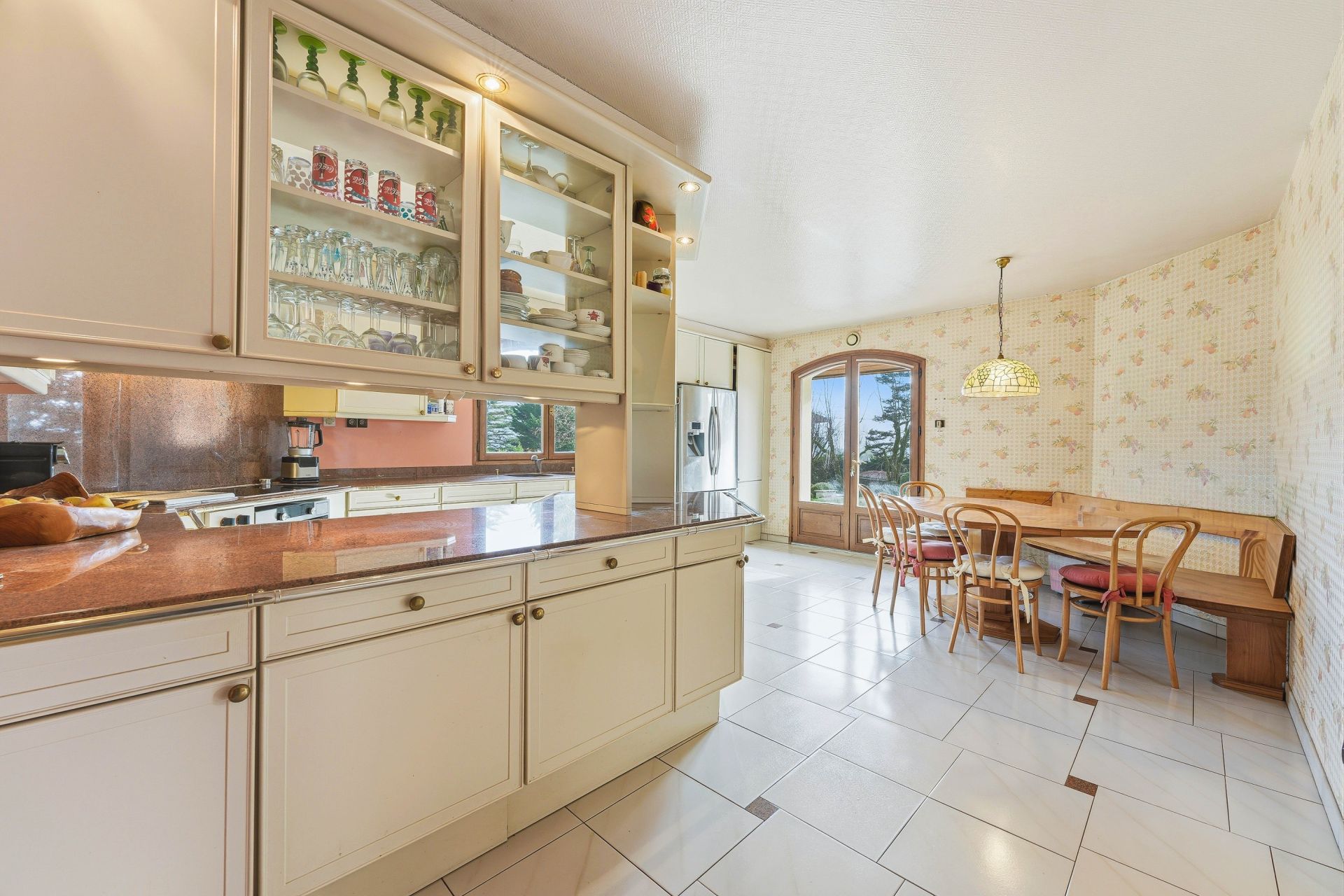 maison de luxe 8 Pièces en vente sur DIVONNE LES BAINS (01220)