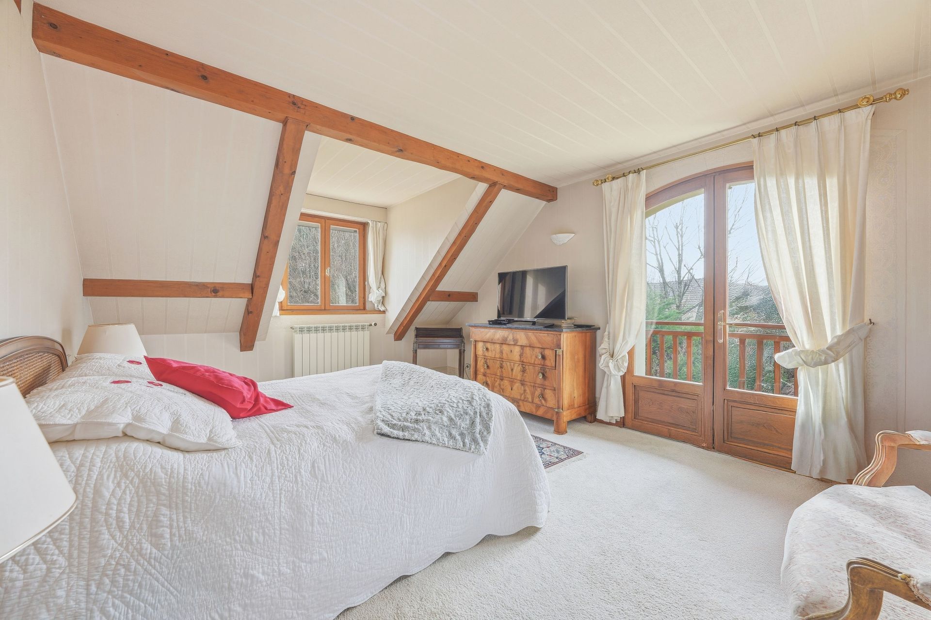 maison de luxe 8 Pièces en vente sur DIVONNE LES BAINS (01220)