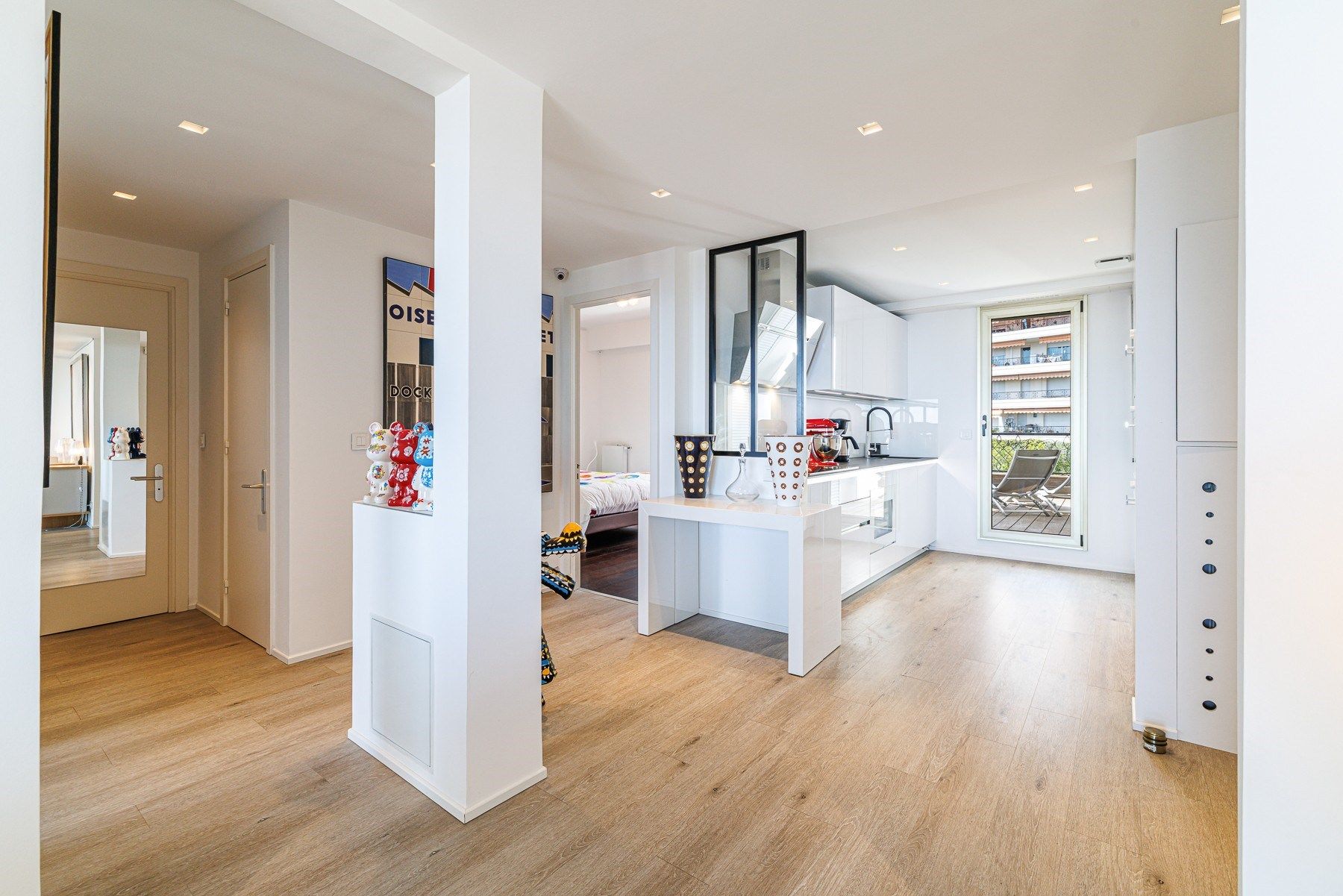 luxury apartment 3 Rooms for sale on NICE (06000)