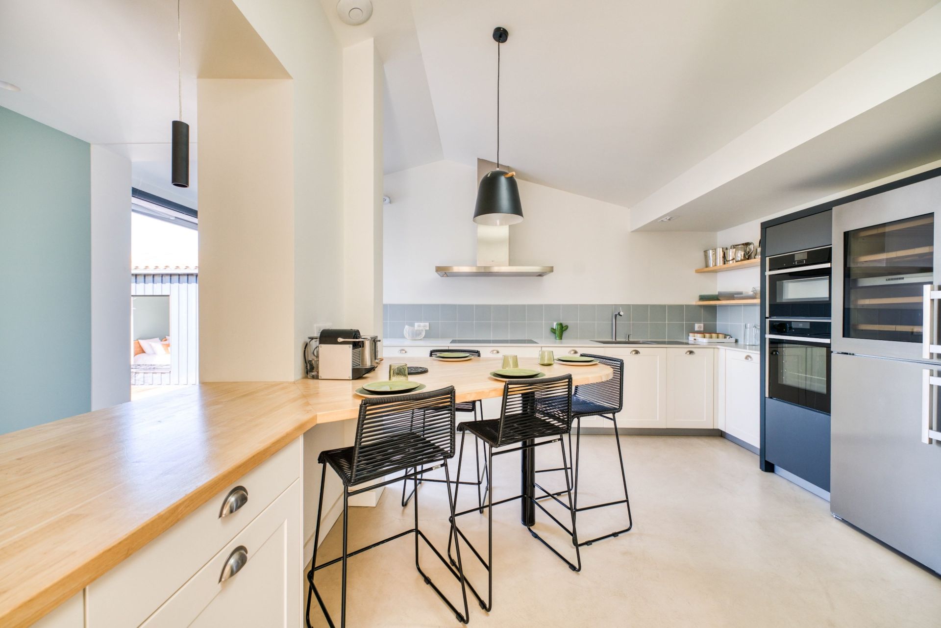 luxury house 7 Rooms for sale on STE MARIE DE RE (17740)