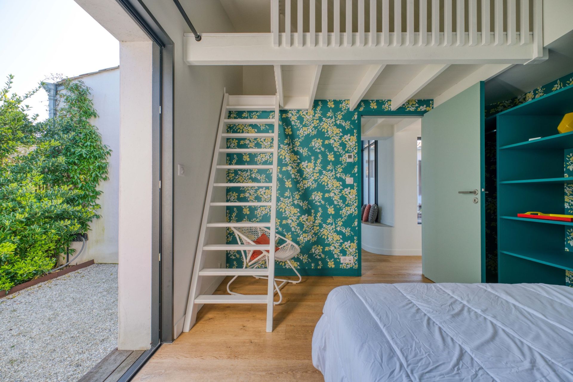 luxury house 7 Rooms for sale on STE MARIE DE RE (17740)