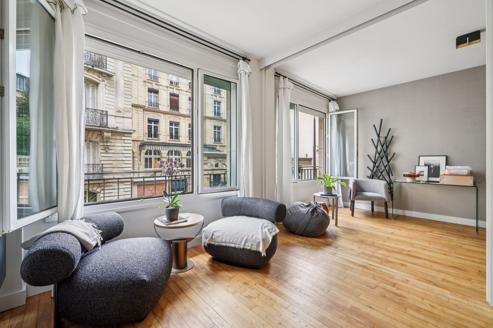 luxury apartment 3 Rooms for sale on PARIS (75006)