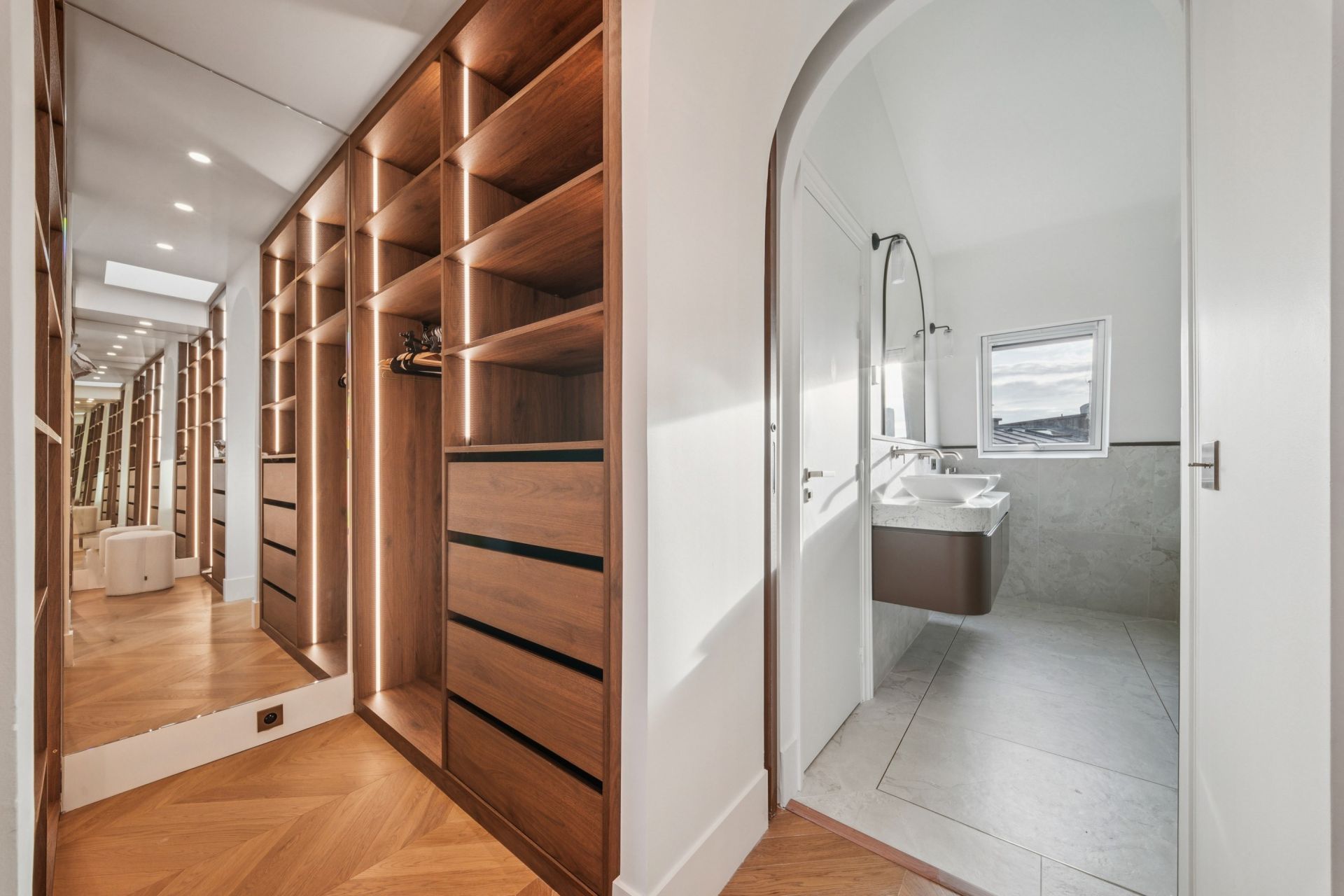 appartement de luxe 3 Pièces en location sur PARIS (75007)