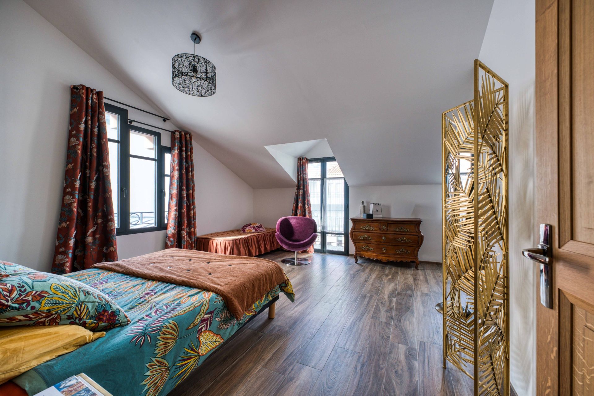 luxury house 7 Rooms for sale on CHATELAILLON PLAGE (17340)