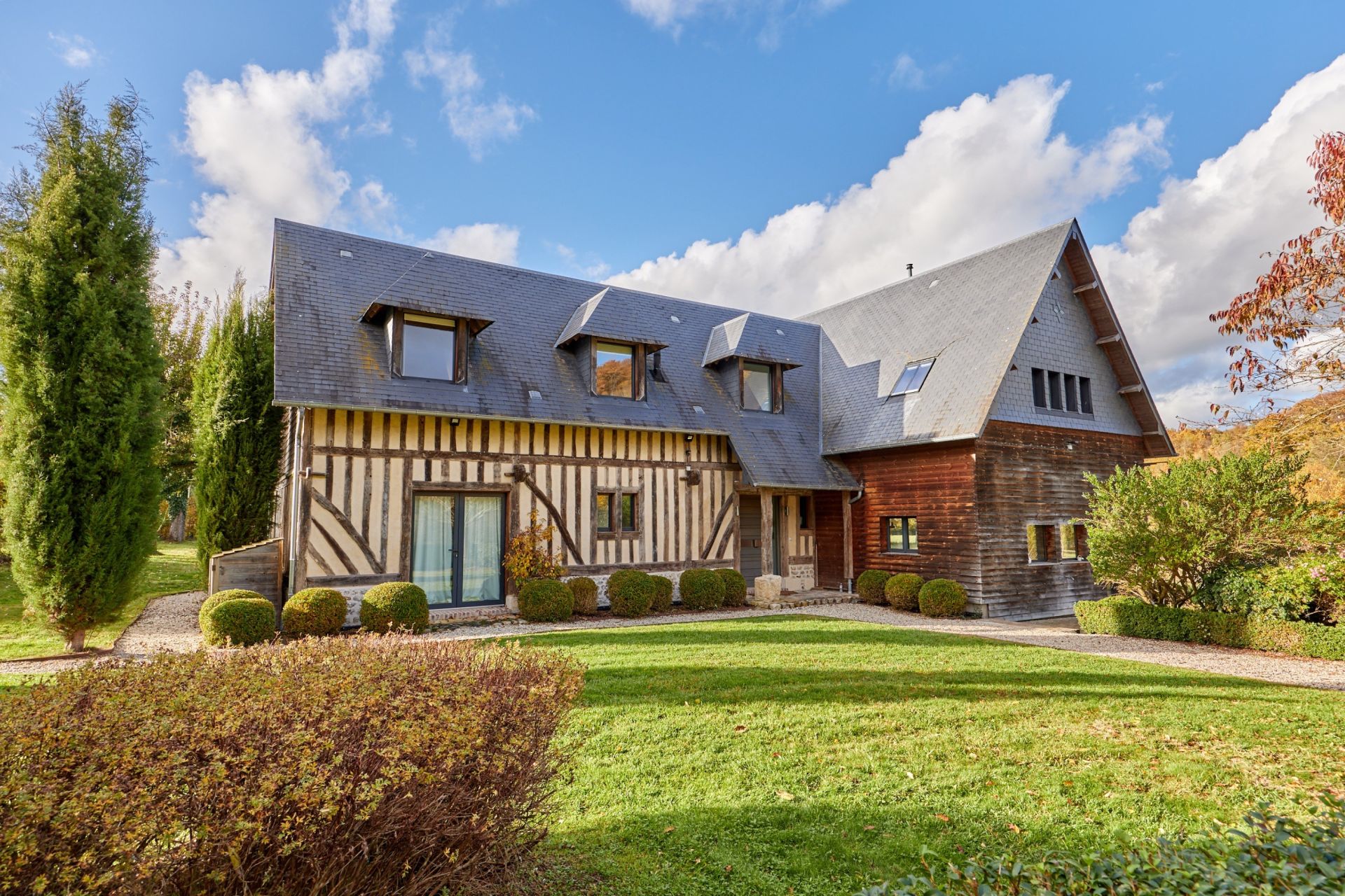 maison de luxe 6 Pièces en vente sur OUILLY DU HOULEY (14590)