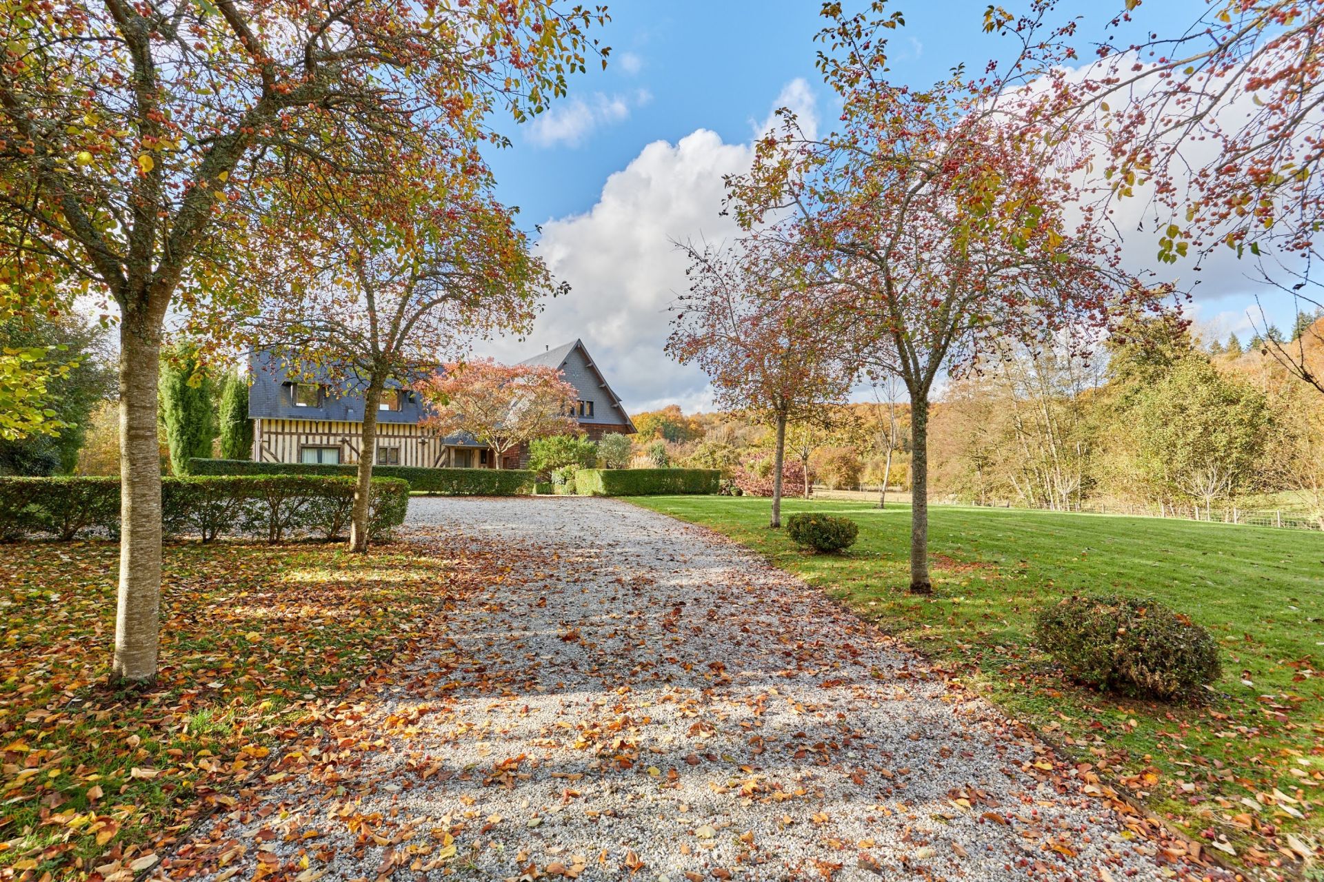 maison de luxe 6 Pièces en vente sur OUILLY DU HOULEY (14590)