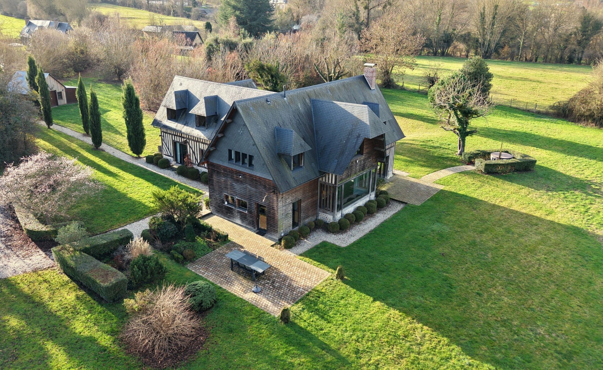 maison de luxe 6 Pièces en vente sur OUILLY DU HOULEY (14590)