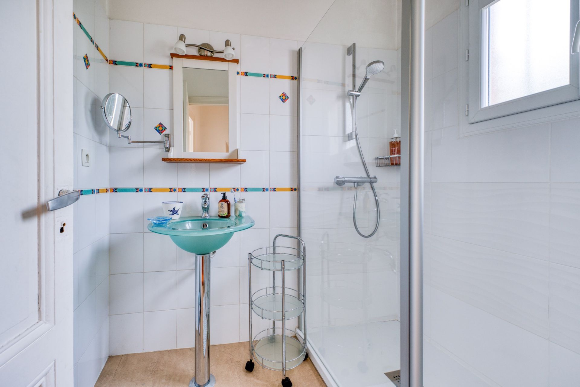 luxury house 5 Rooms for sale on ROYAN (17200)