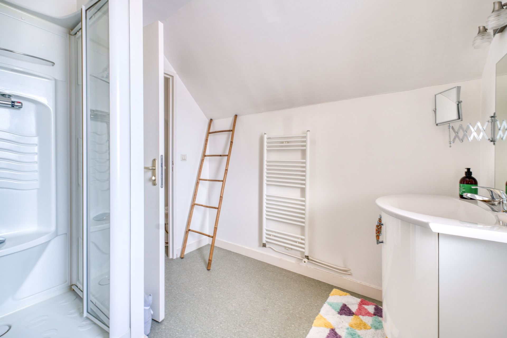 luxury house 5 Rooms for sale on ROYAN (17200)