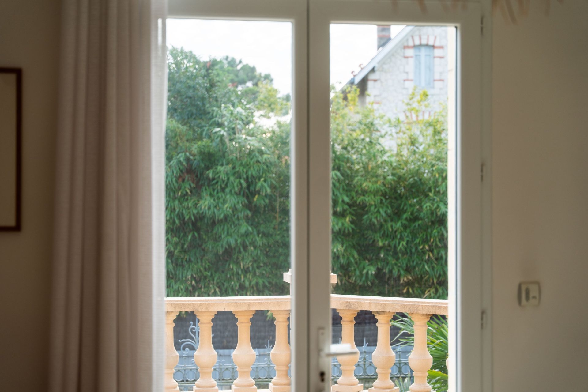 luxury house 5 Rooms for sale on ROYAN (17200)
