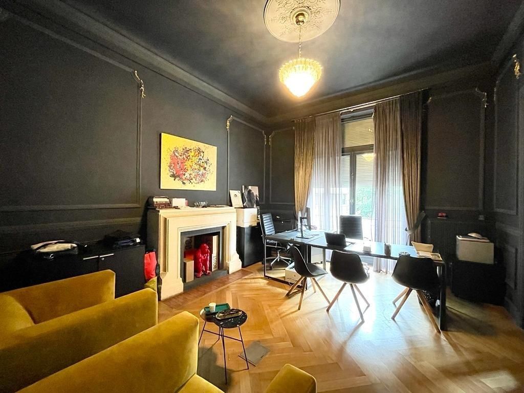 appartement de luxe 12 Pièces en location sur MARSEILLE (13008)