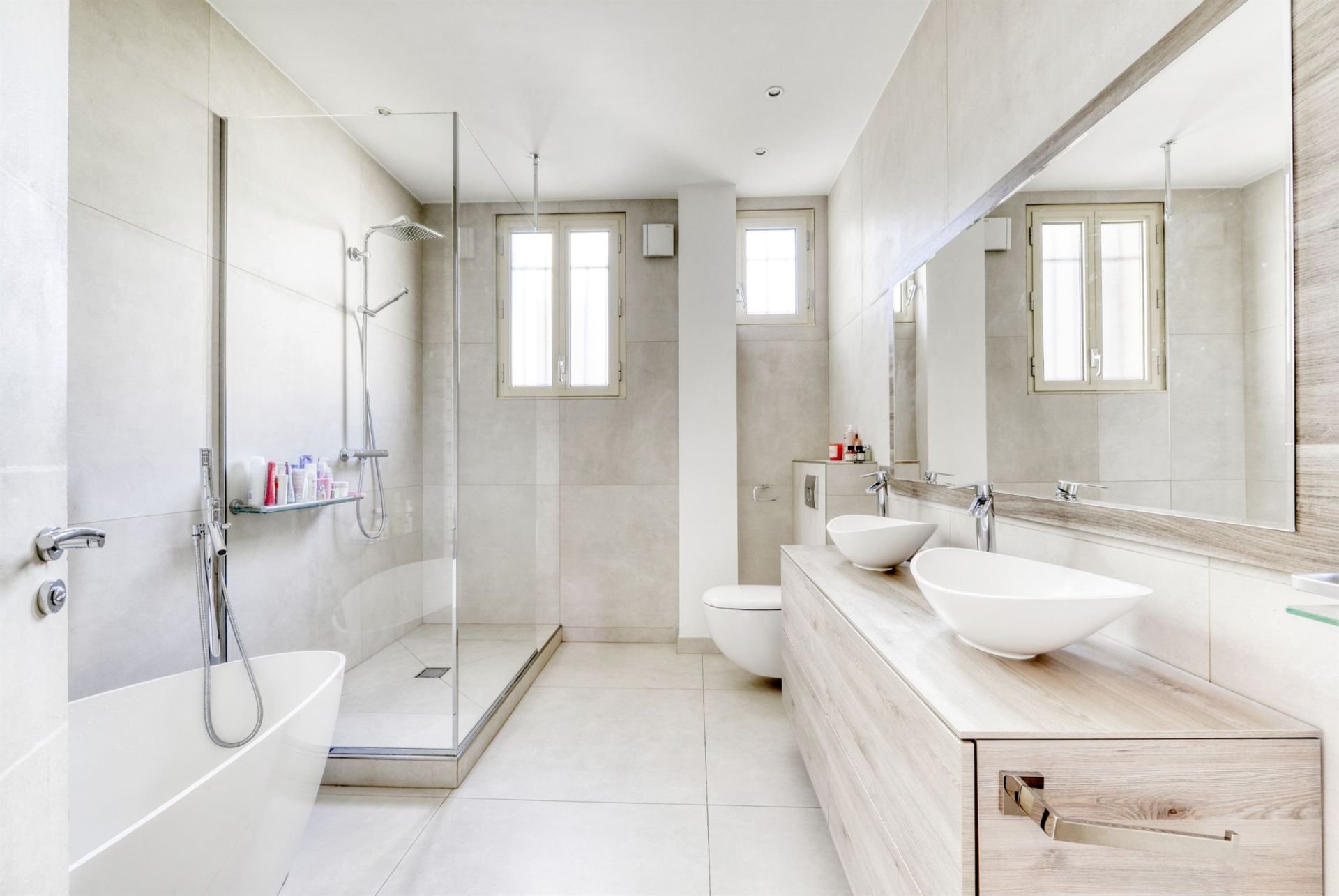 hôtel particulier 9 Pièces en vente sur NEUILLY SUR SEINE (92200)