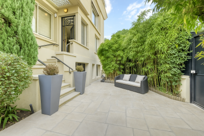 Sale Mansion (hôtel particulier) Neuilly-sur-Seine 9&nbsp;Rooms 335&nbsp;m²