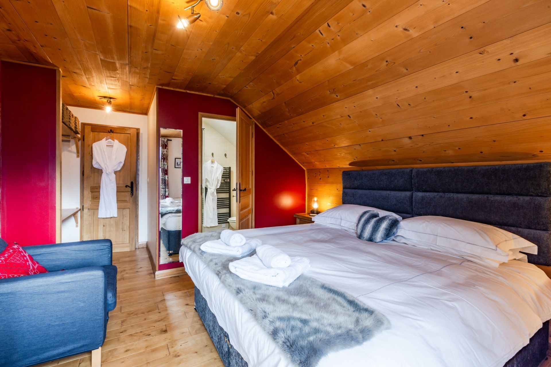 luxury chalet 13 Rooms for sale on LES DEUX ALPES (38860)