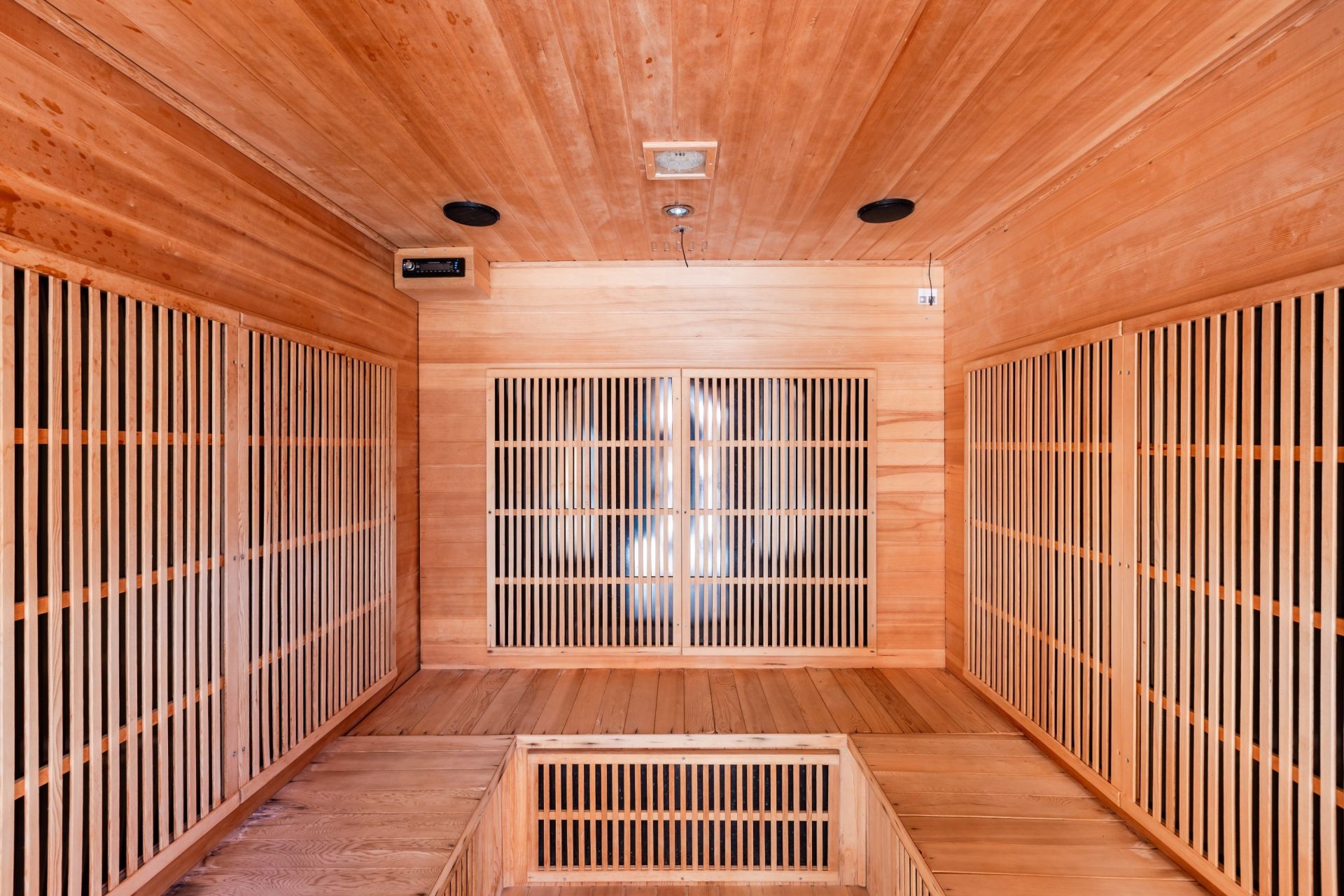 luxury chalet 13 Rooms for sale on LES DEUX ALPES (38860)