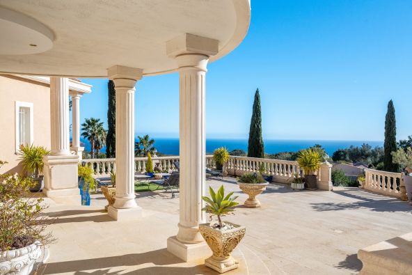 Vente Maison de luxe La Ciotat 10&nbsp;Pièces 300&nbsp;m²