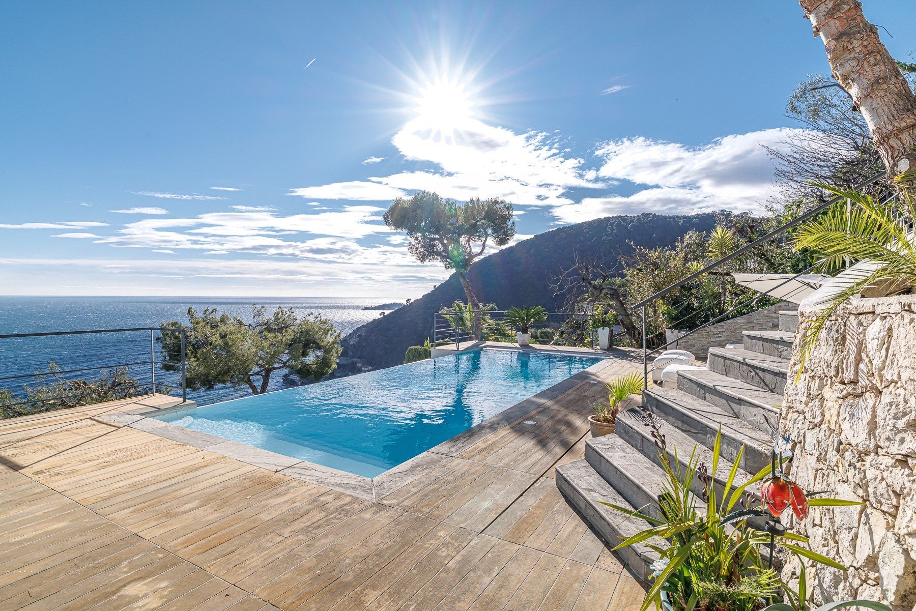 maison contemporaine 5 Pièces en vente sur EZE (06360)