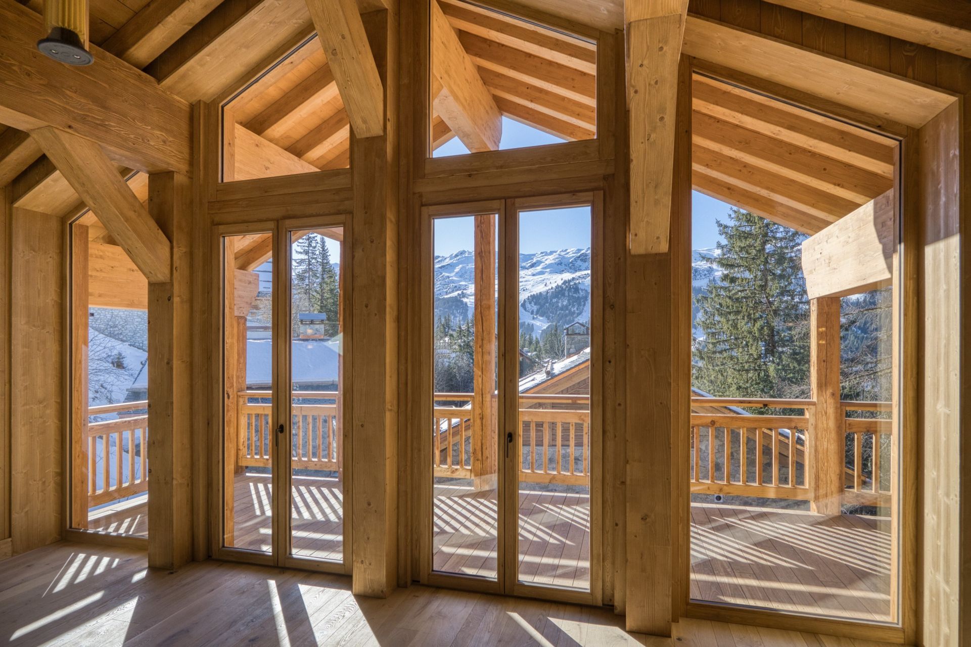 chalet de luxe 6 Pièces en vente sur MERIBEL LES ALLUES (73550)