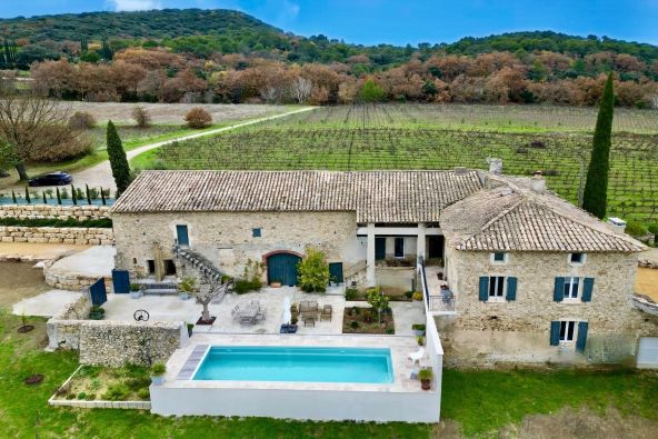 Vente Maison de luxe Pont-Saint-Esprit 20&nbsp;Pièces 1470&nbsp;m²