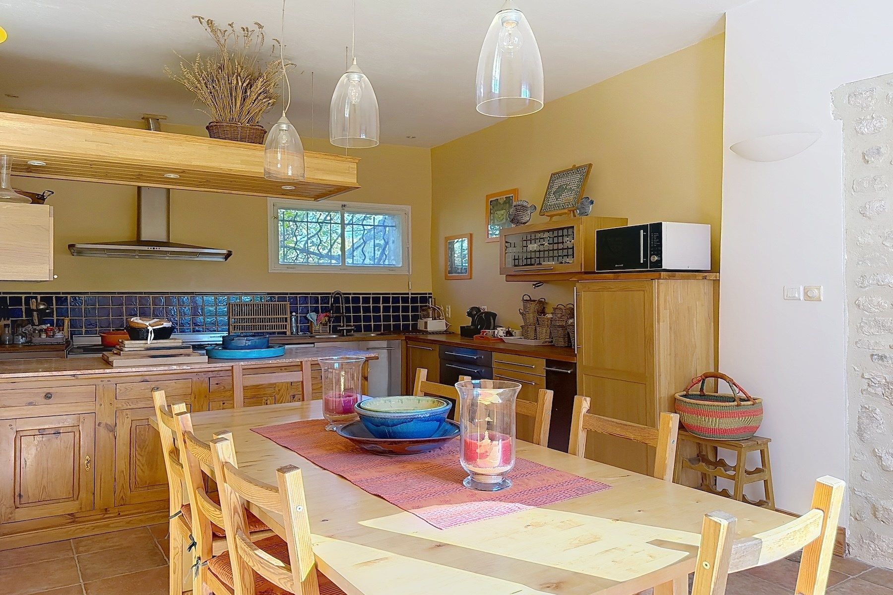 luxury house 9 Rooms for sale on UZES (30700)