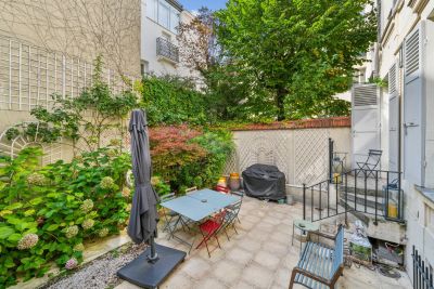 Vente Maison de luxe Neuilly-sur-Seine 9&nbsp;Pièces 290&nbsp;m²