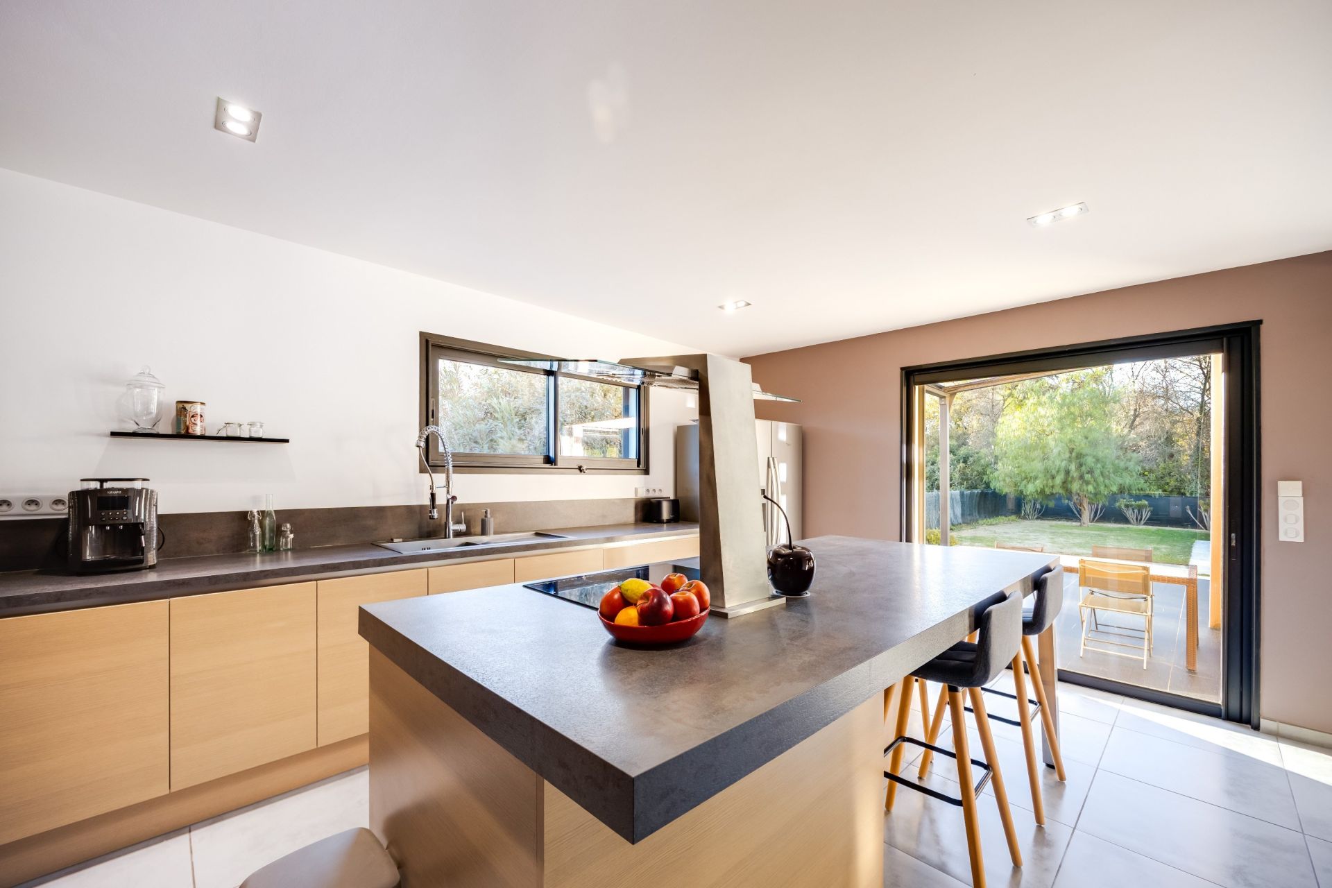 luxury house 6 Rooms for sale on TOULOUGES (66350)