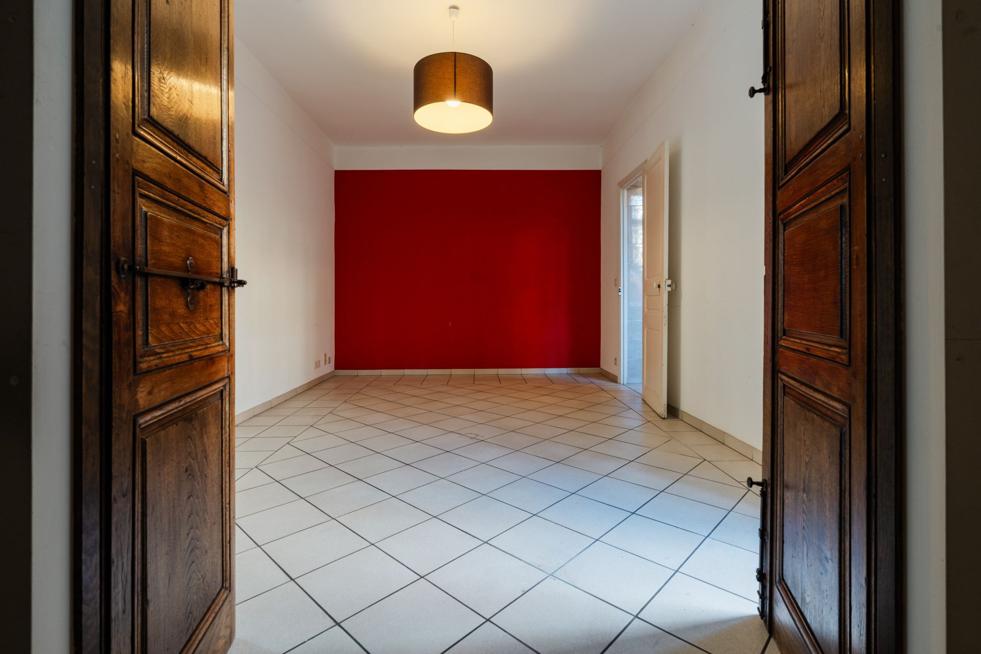 luxury house 8 Rooms for sale on PERPIGNAN (66000)