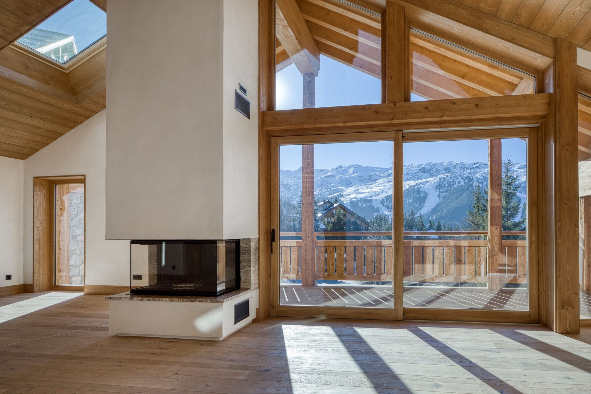 chalet de luxe 7 Pièces en vente sur MERIBEL LES ALLUES (73550)
