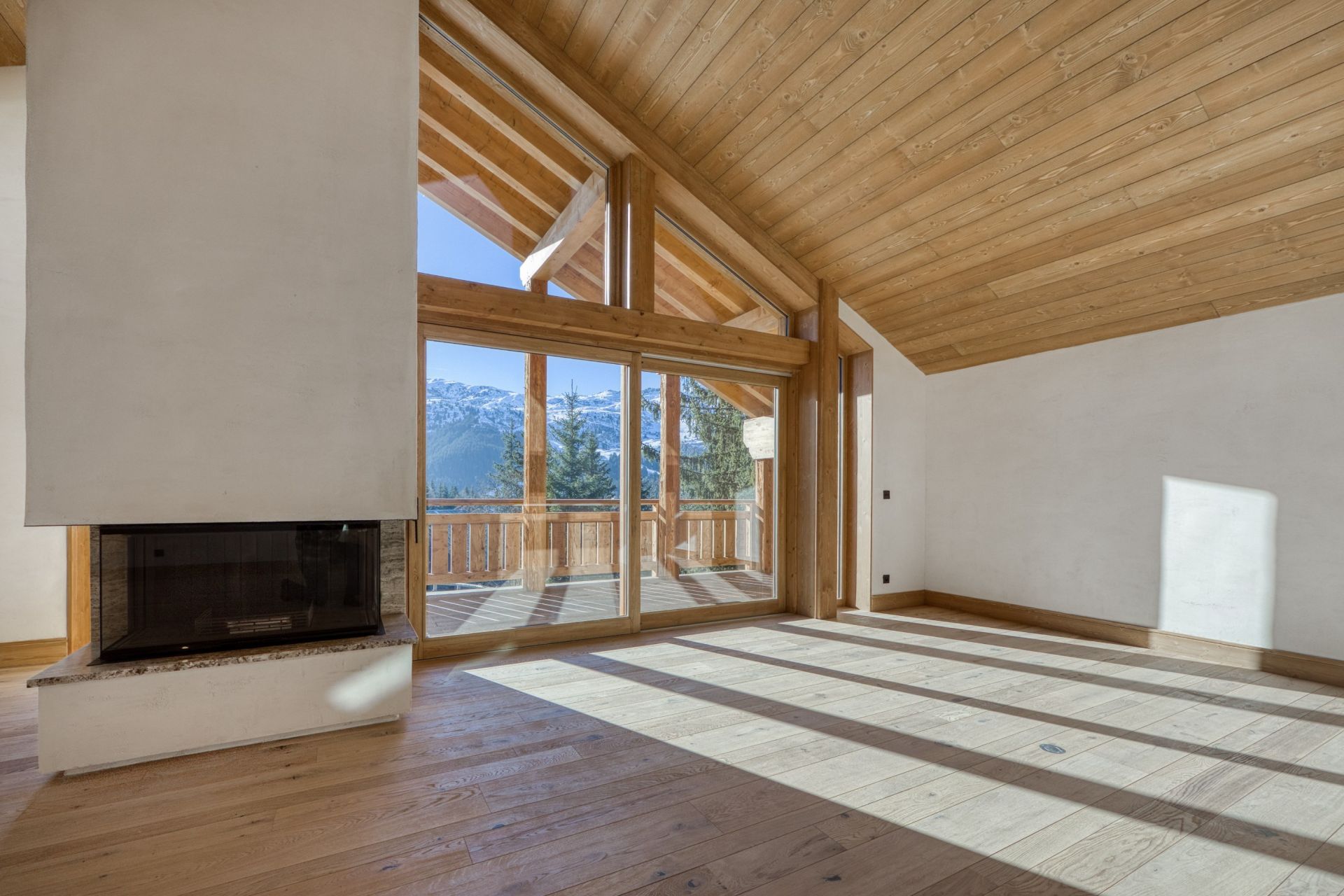 chalet de luxe 7 Pièces en vente sur MERIBEL LES ALLUES (73550)