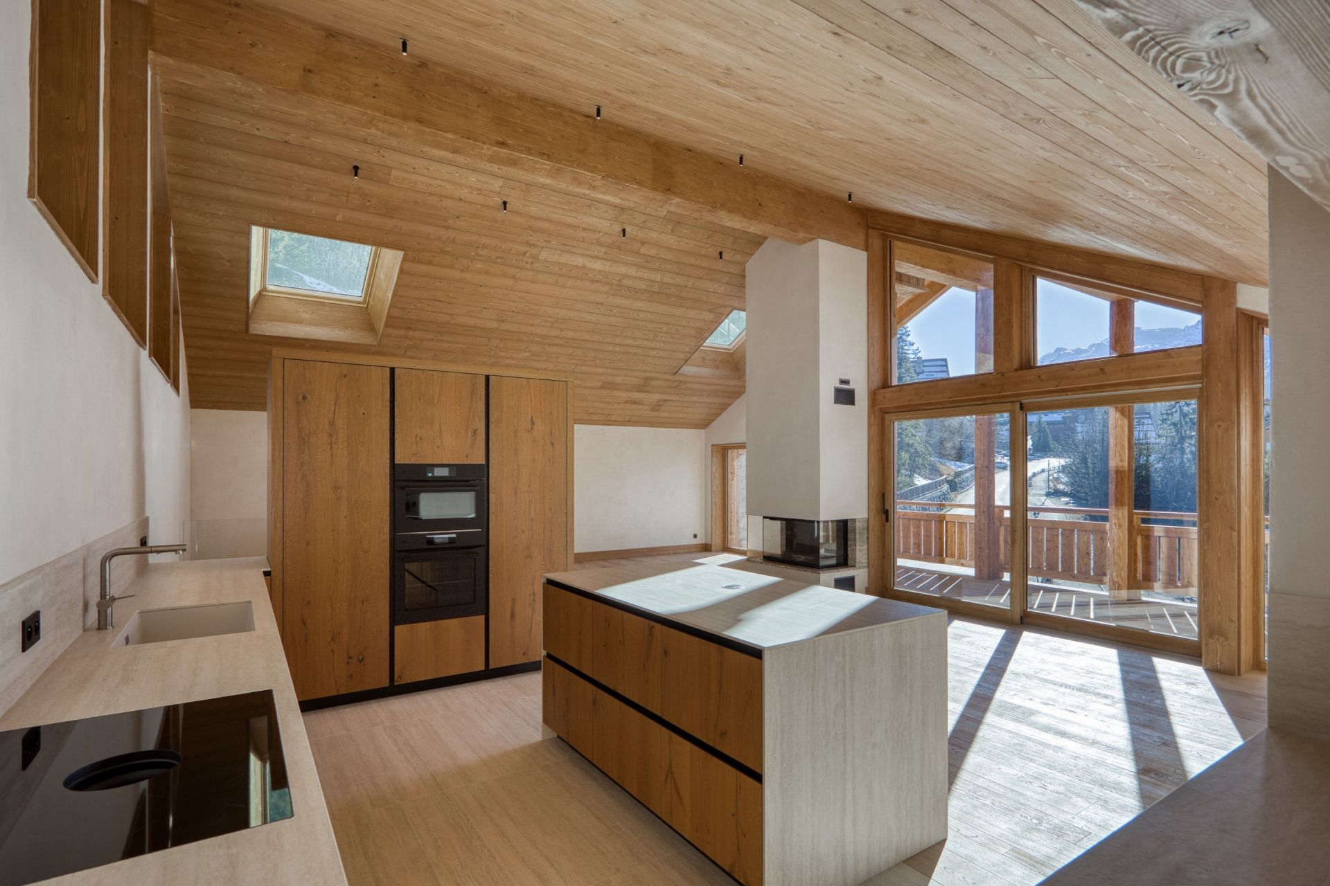 chalet de luxe 7 Pièces en vente sur MERIBEL LES ALLUES (73550)
