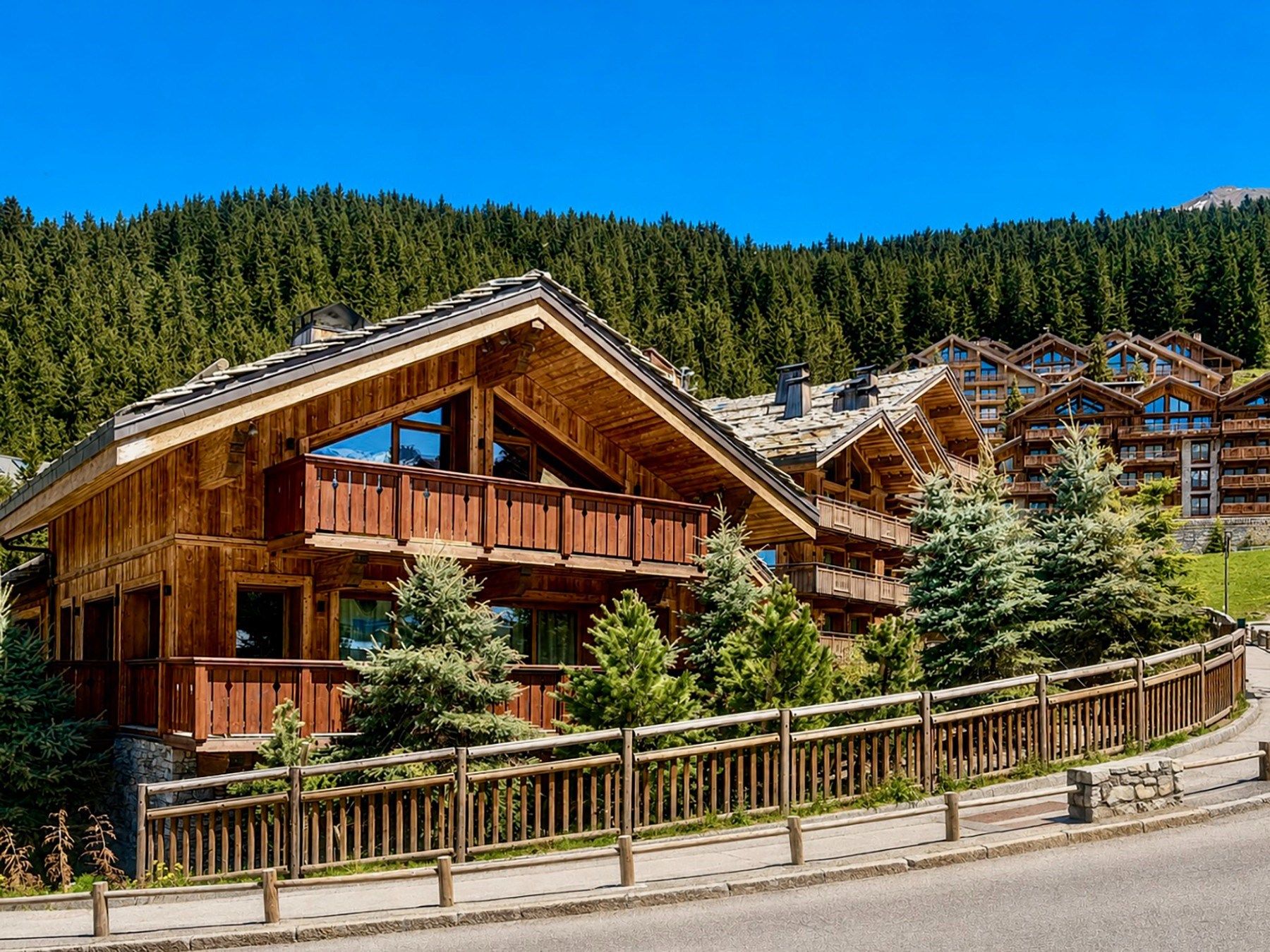 chalet de luxe 10 Pièces en vente sur MERIBEL LES ALLUES (73550)