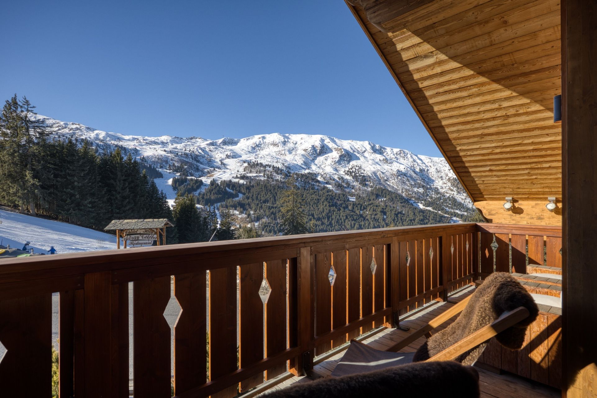 chalet de luxe 10 Pièces en vente sur MERIBEL LES ALLUES (73550)