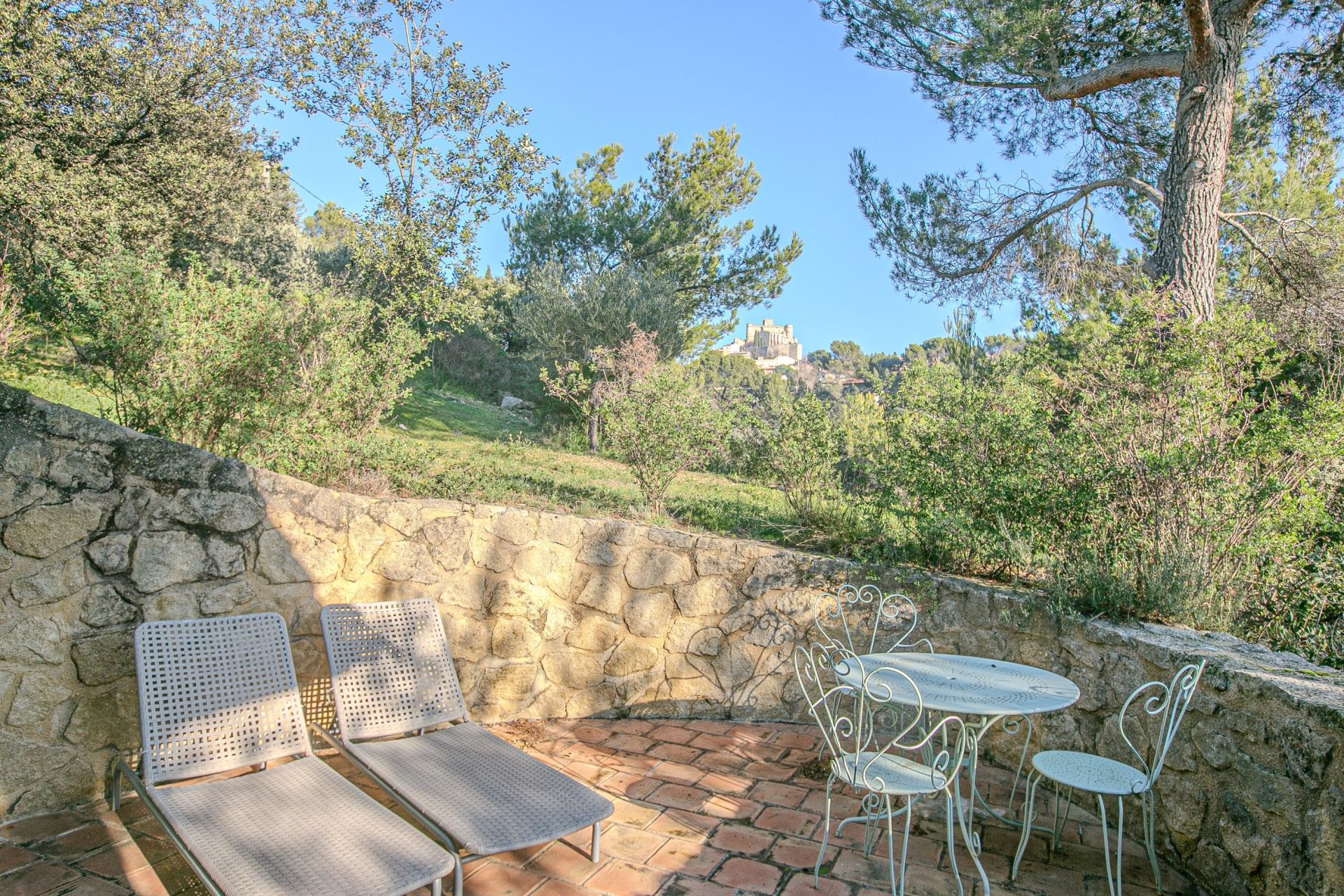 maison de luxe 7 Pièces en vente sur LE BARROUX (84330)