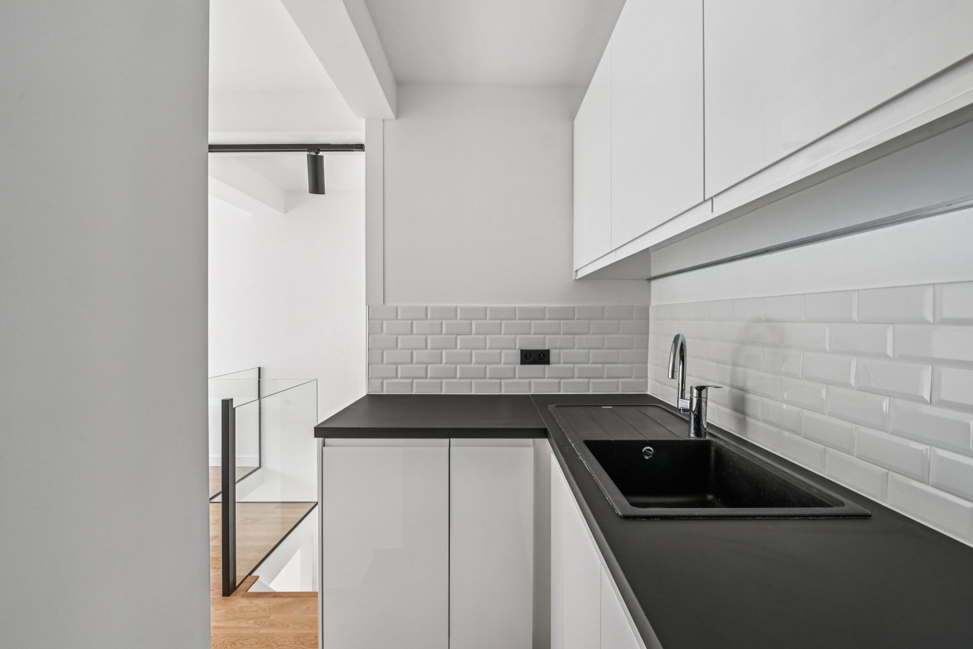 luxury artist studio 2 Rooms for sale on PARIS (75014)