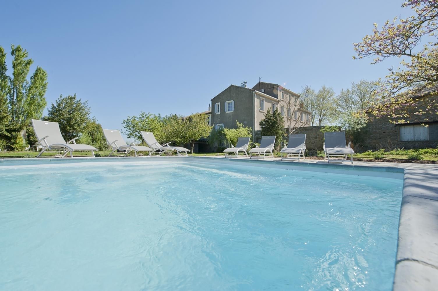 mansion 16 Rooms for sale on CANET (11200)