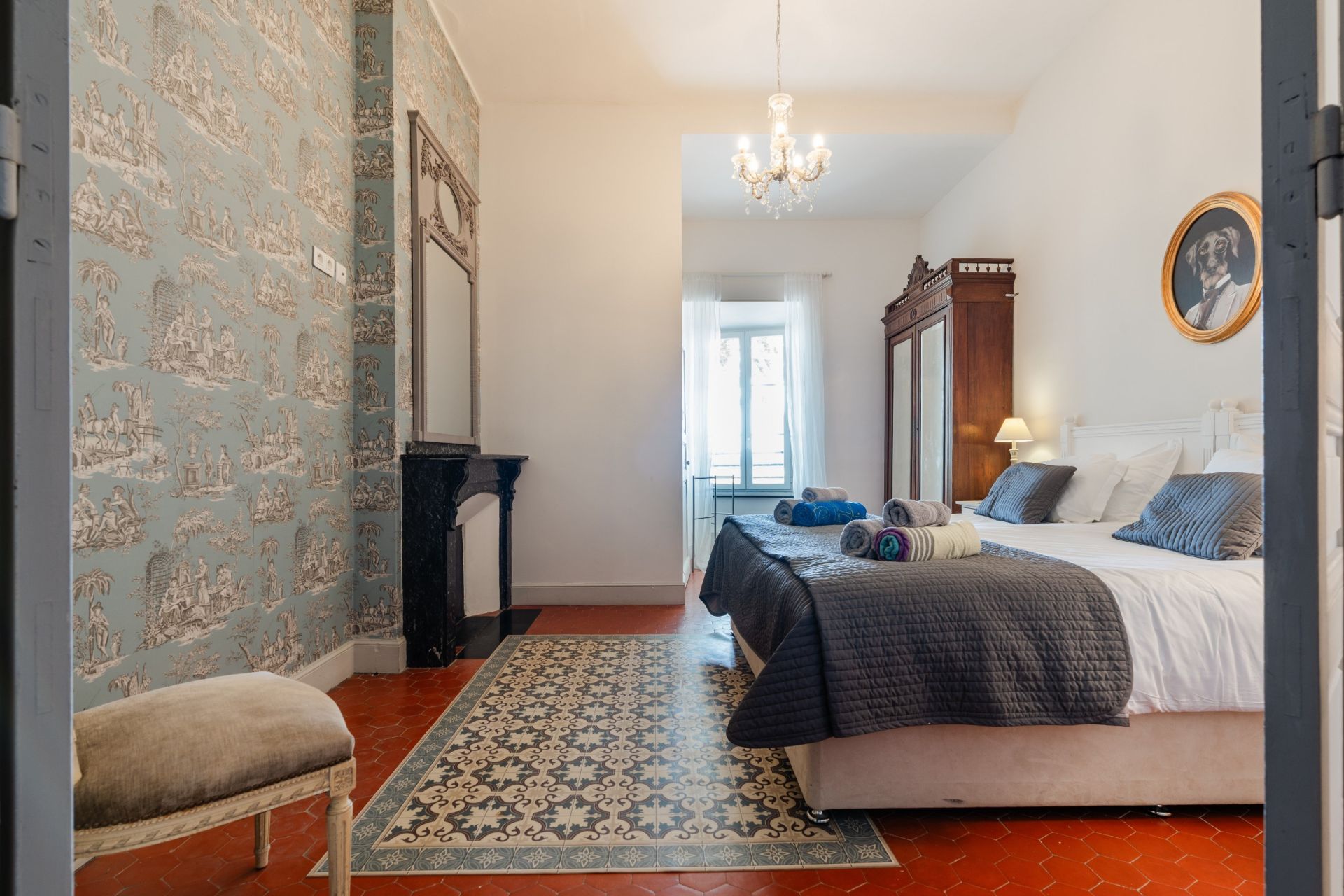 mansion 17 Rooms for sale on CANET (11200)