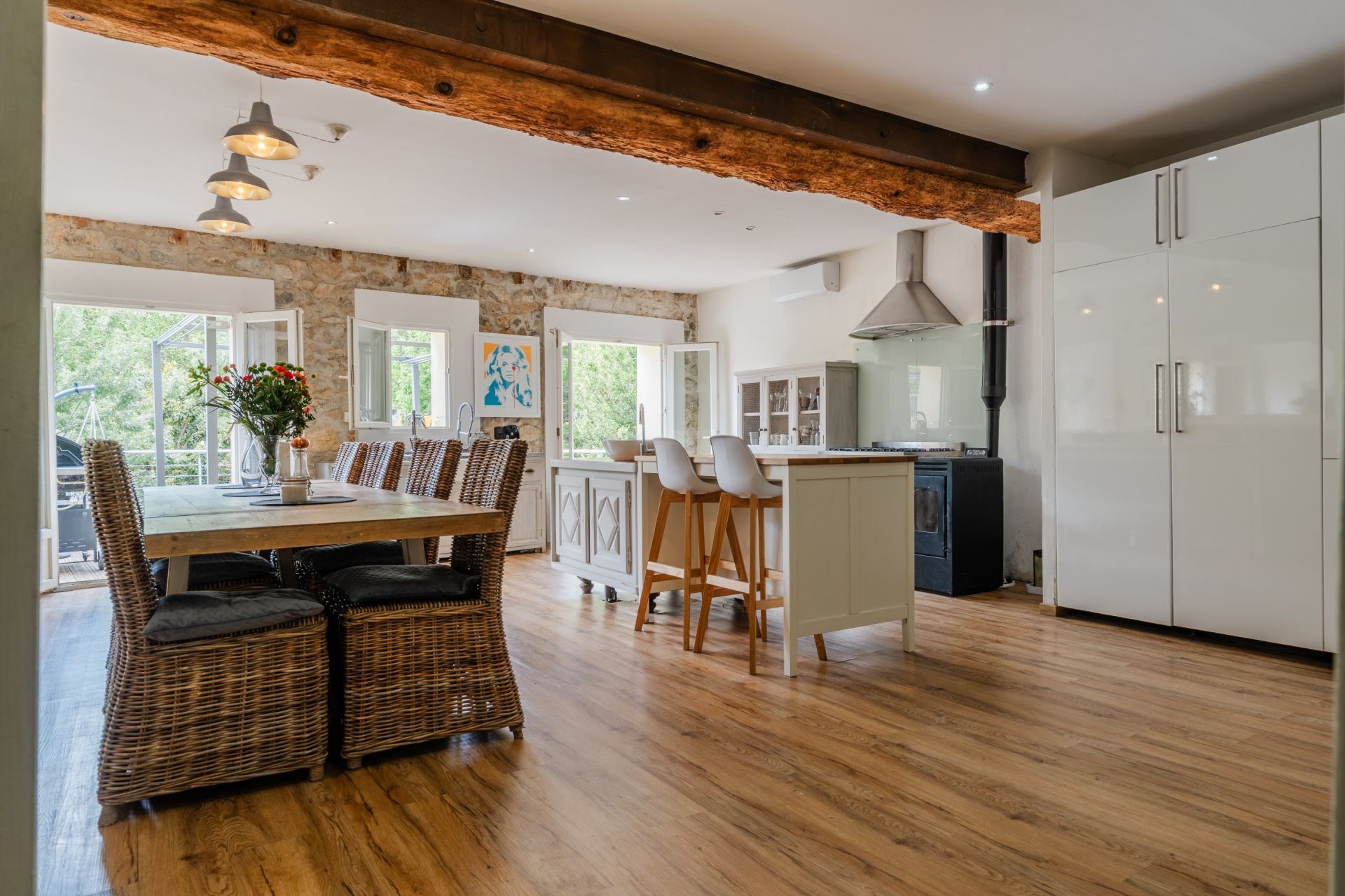 mansion 17 Rooms for sale on CANET (11200)