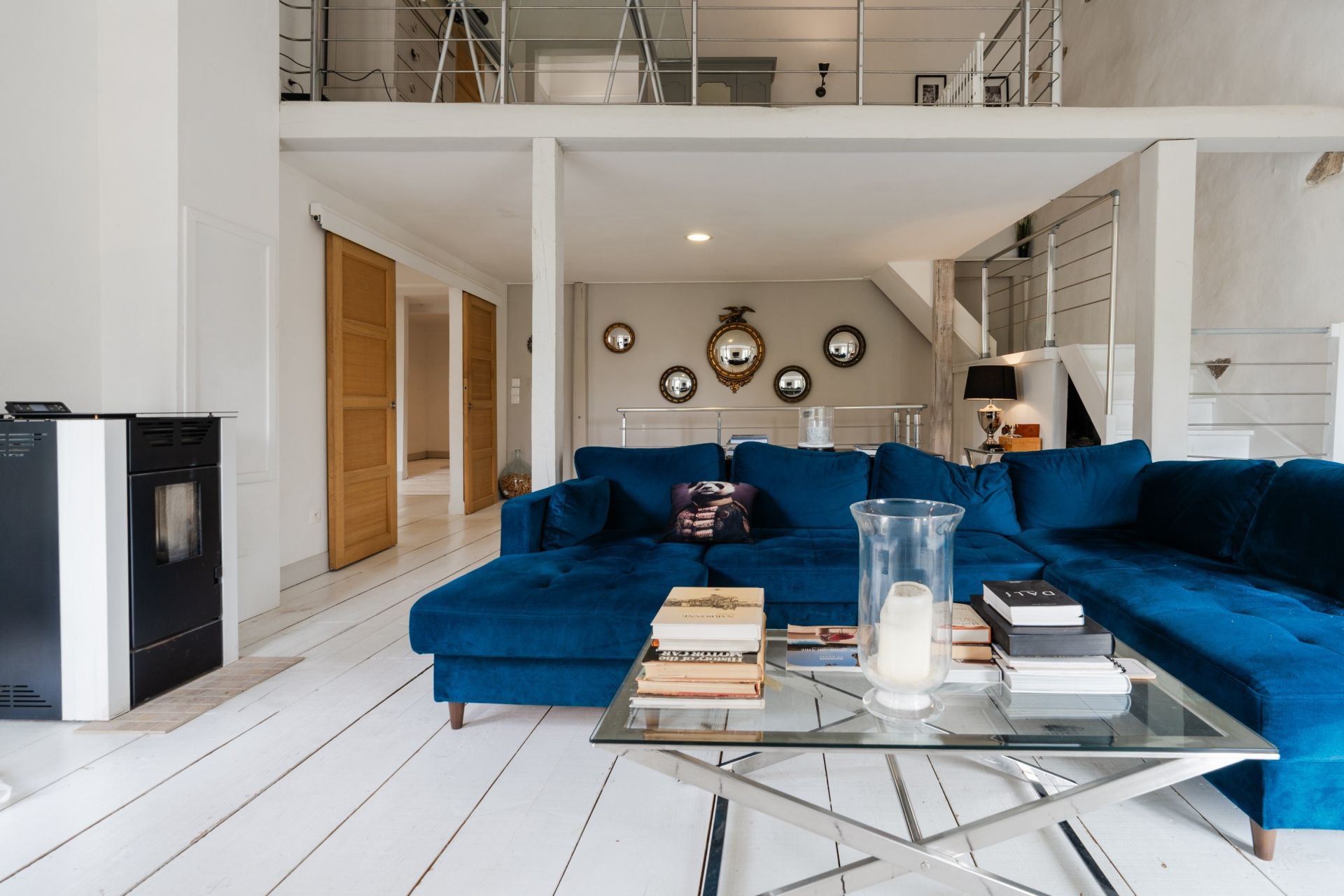 mansion 17 Rooms for sale on CANET (11200)