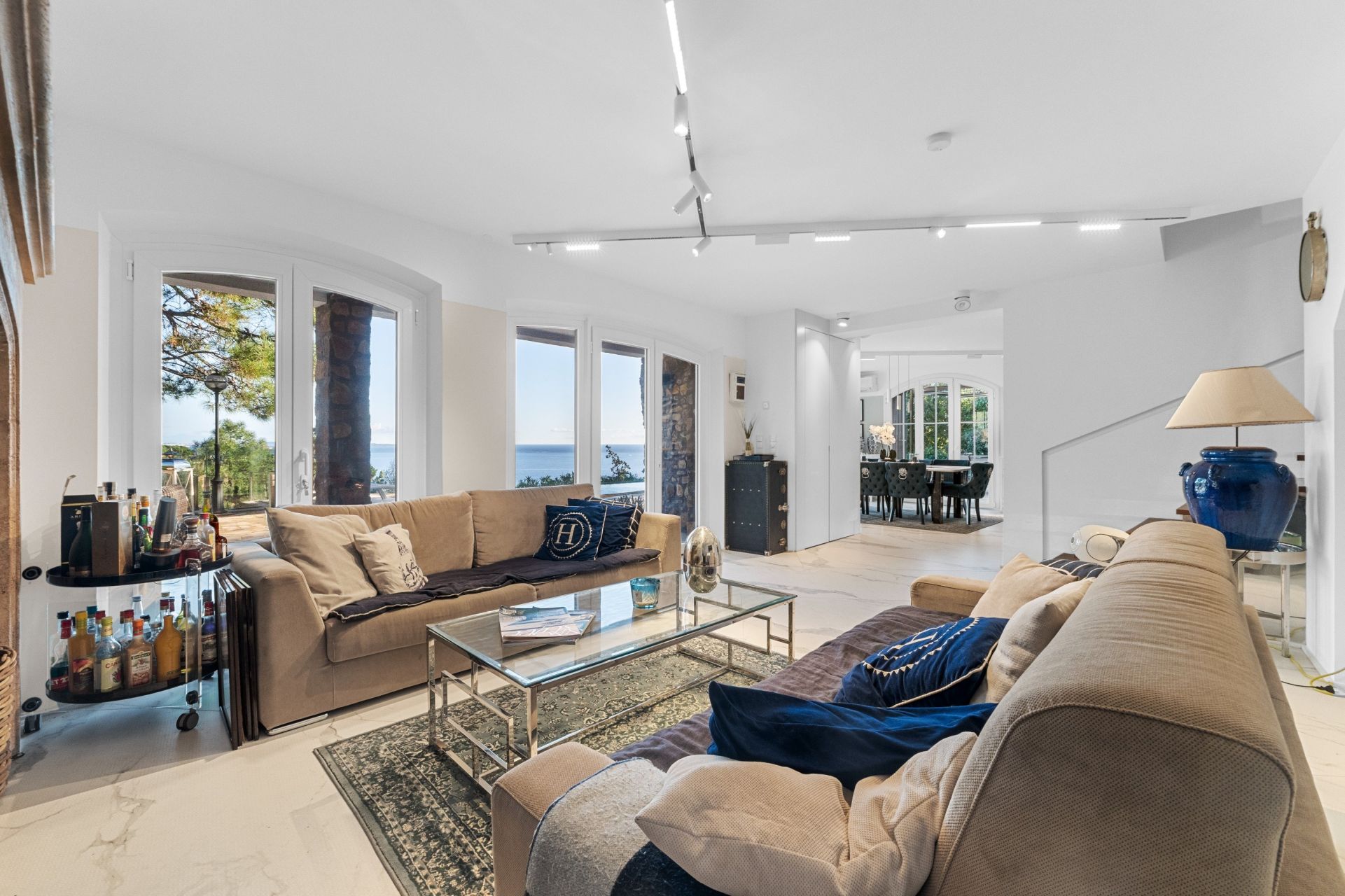 villa de luxe 6 Pièces en vente sur THEOULE SUR MER (06590)