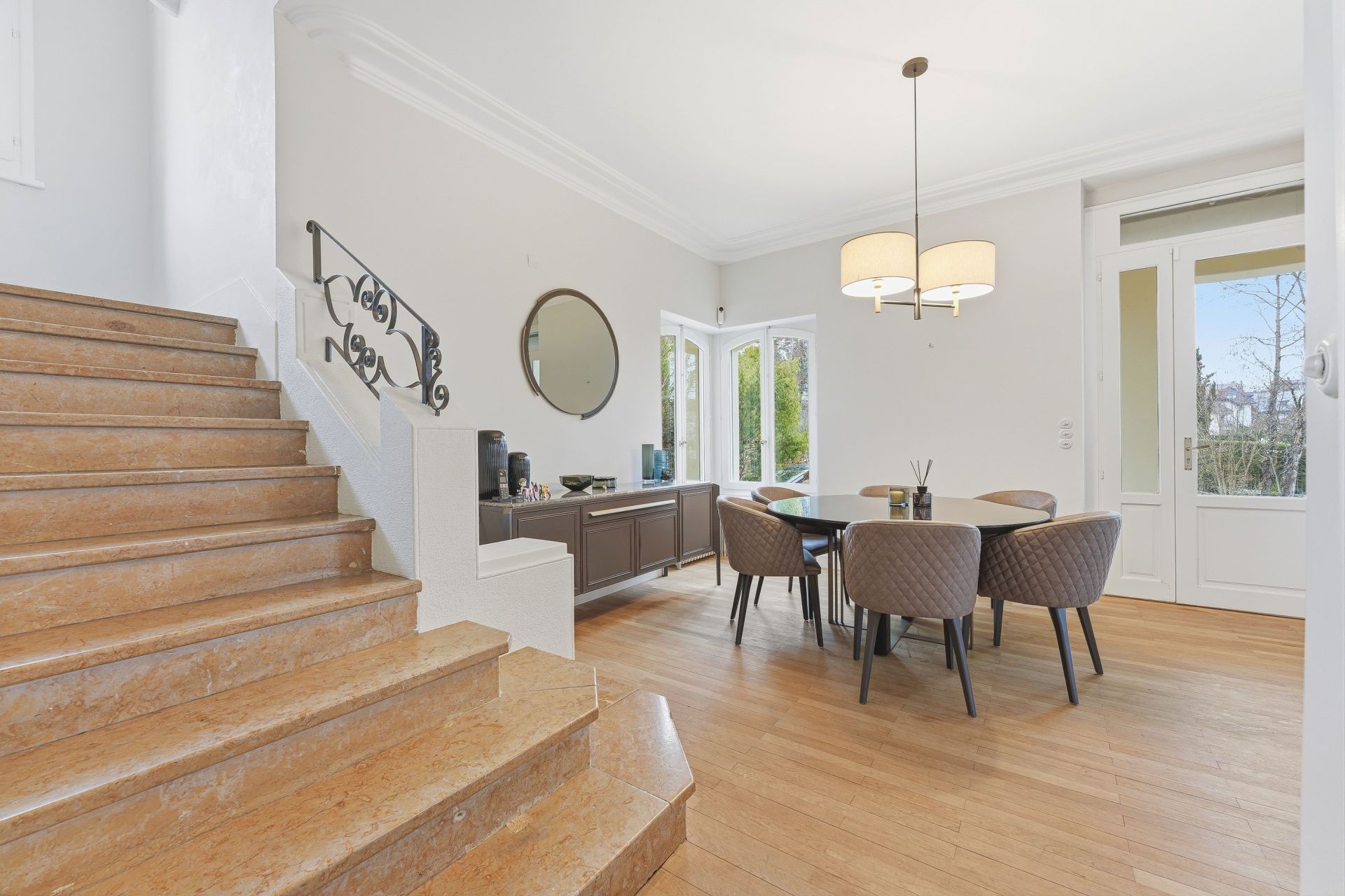 luxury house 9 Rooms for sale on DIVONNE LES BAINS (01220)