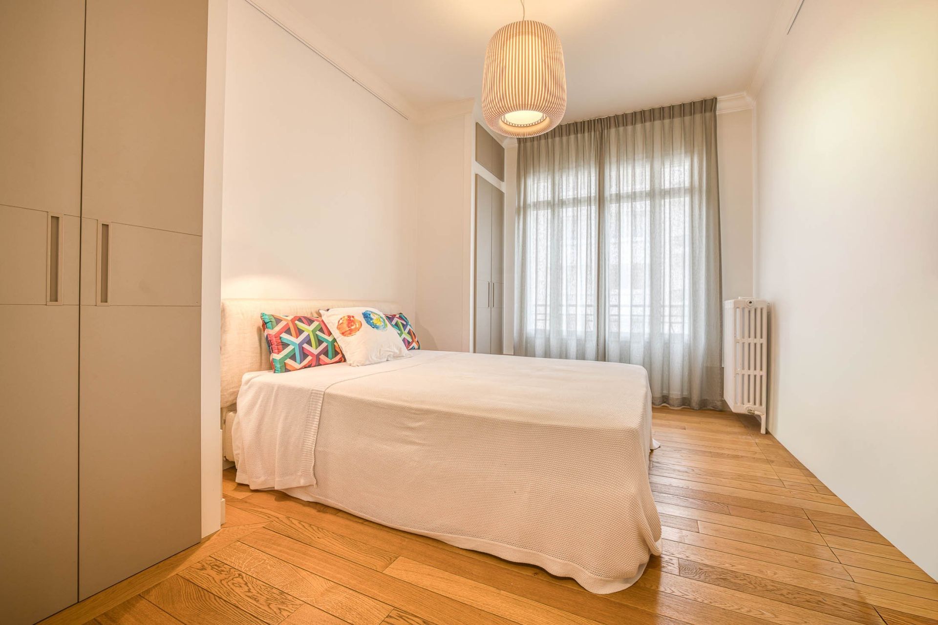 luxury apartment 4 Rooms for sale on ANNECY (74000)