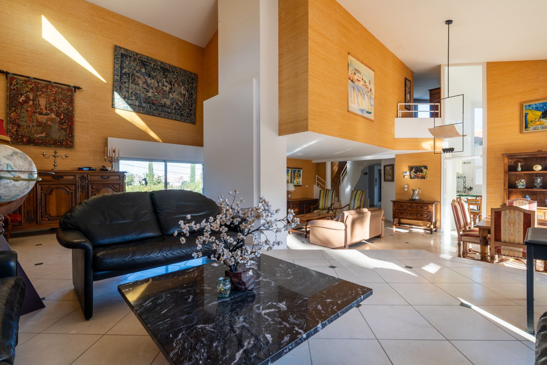 luxury house 5 Rooms for sale on PERPIGNAN (66000)
