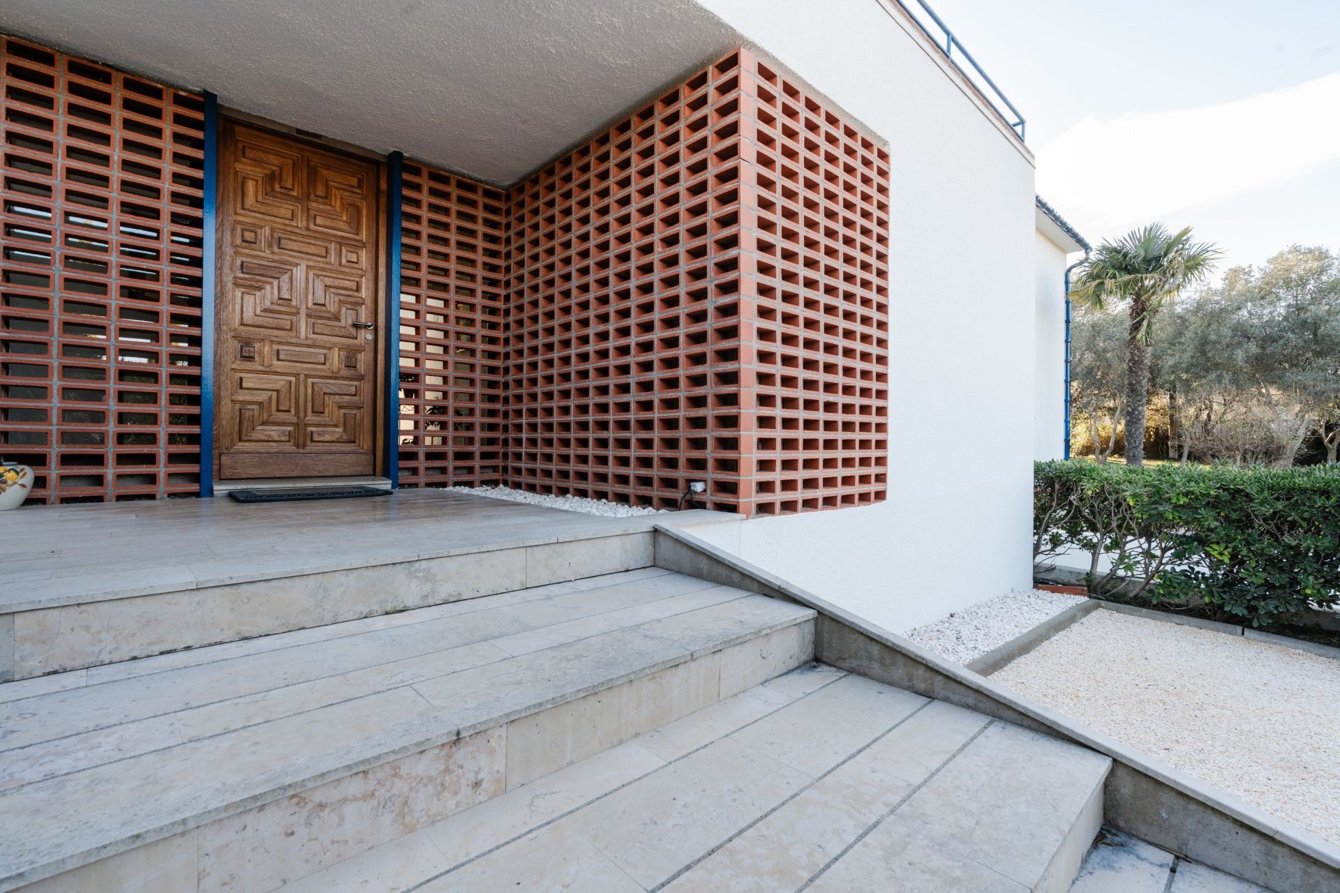 luxury house 5 Rooms for sale on PERPIGNAN (66000)